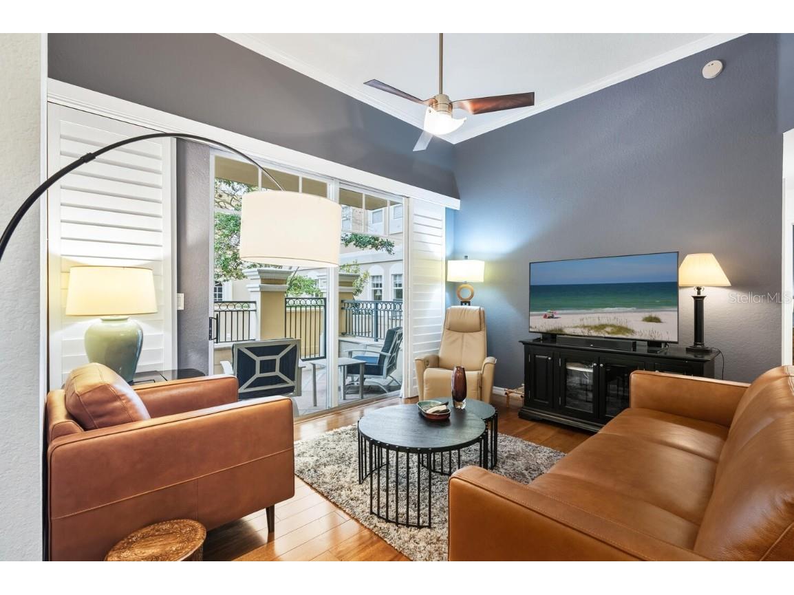 1064 N Tamiami Trail #1116 Sarasota FL 34236 A4671529 image8