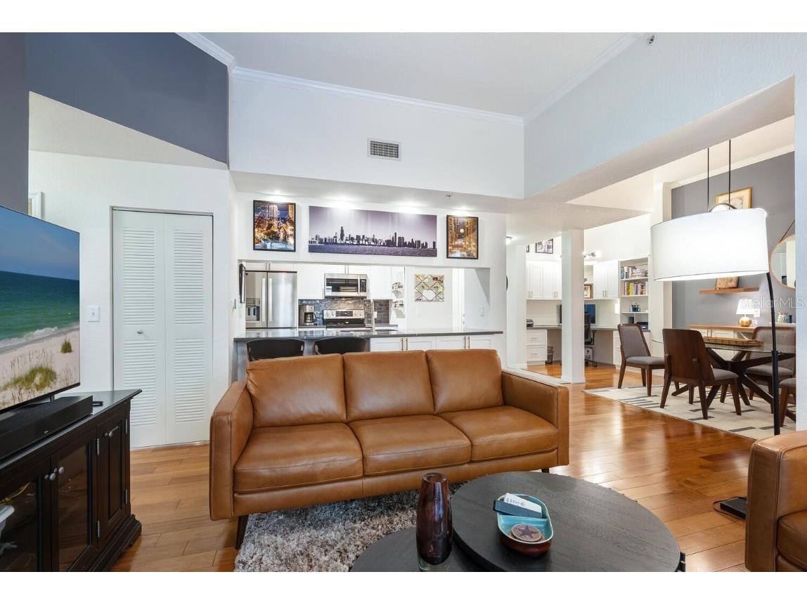 1064 N Tamiami Trail #1116 Sarasota FL 34236 A4671529 image9