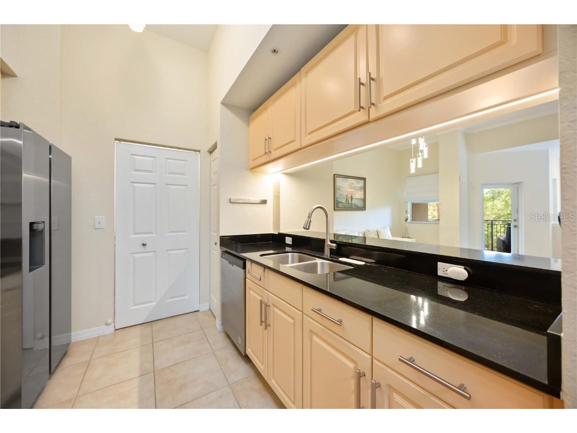 1064 N Tamiami Trail #1125 Sarasota FL 34236 A4655936 image11