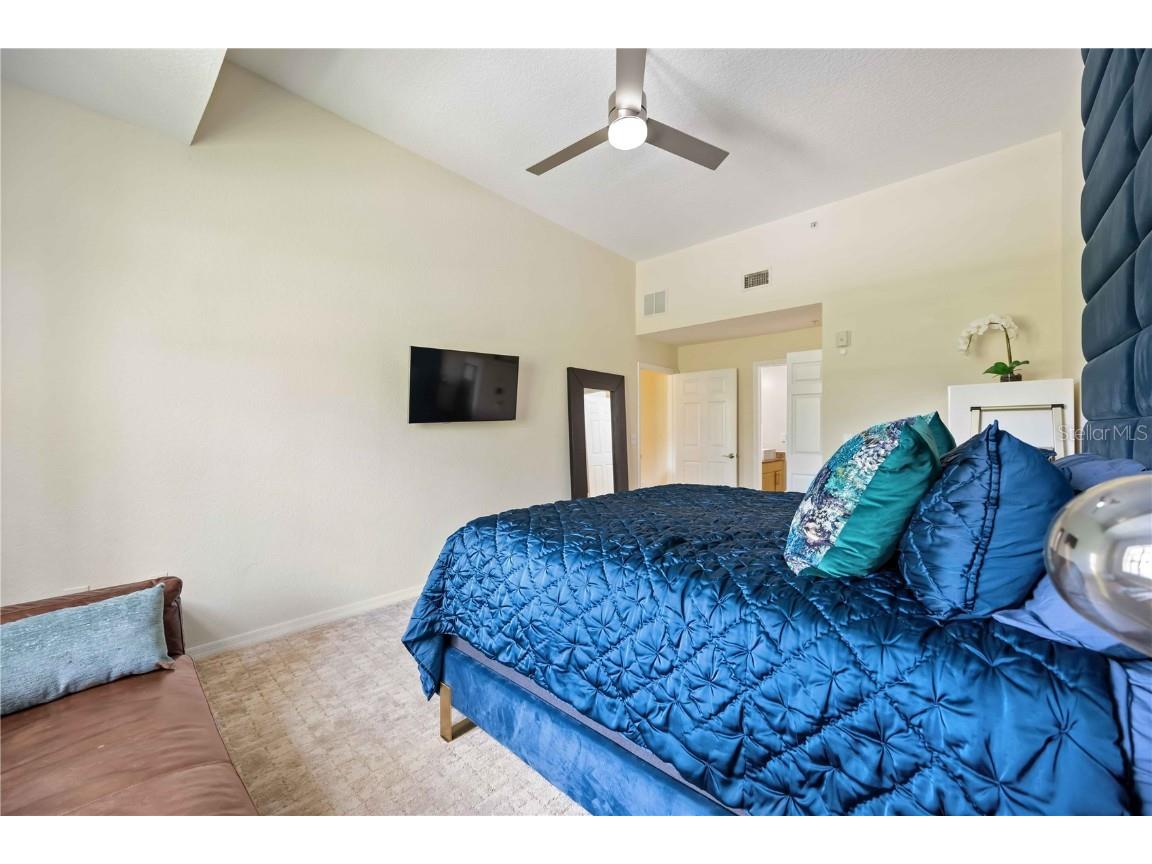 1064 N Tamiami Trail #1125 Sarasota FL 34236 A4655936 image21