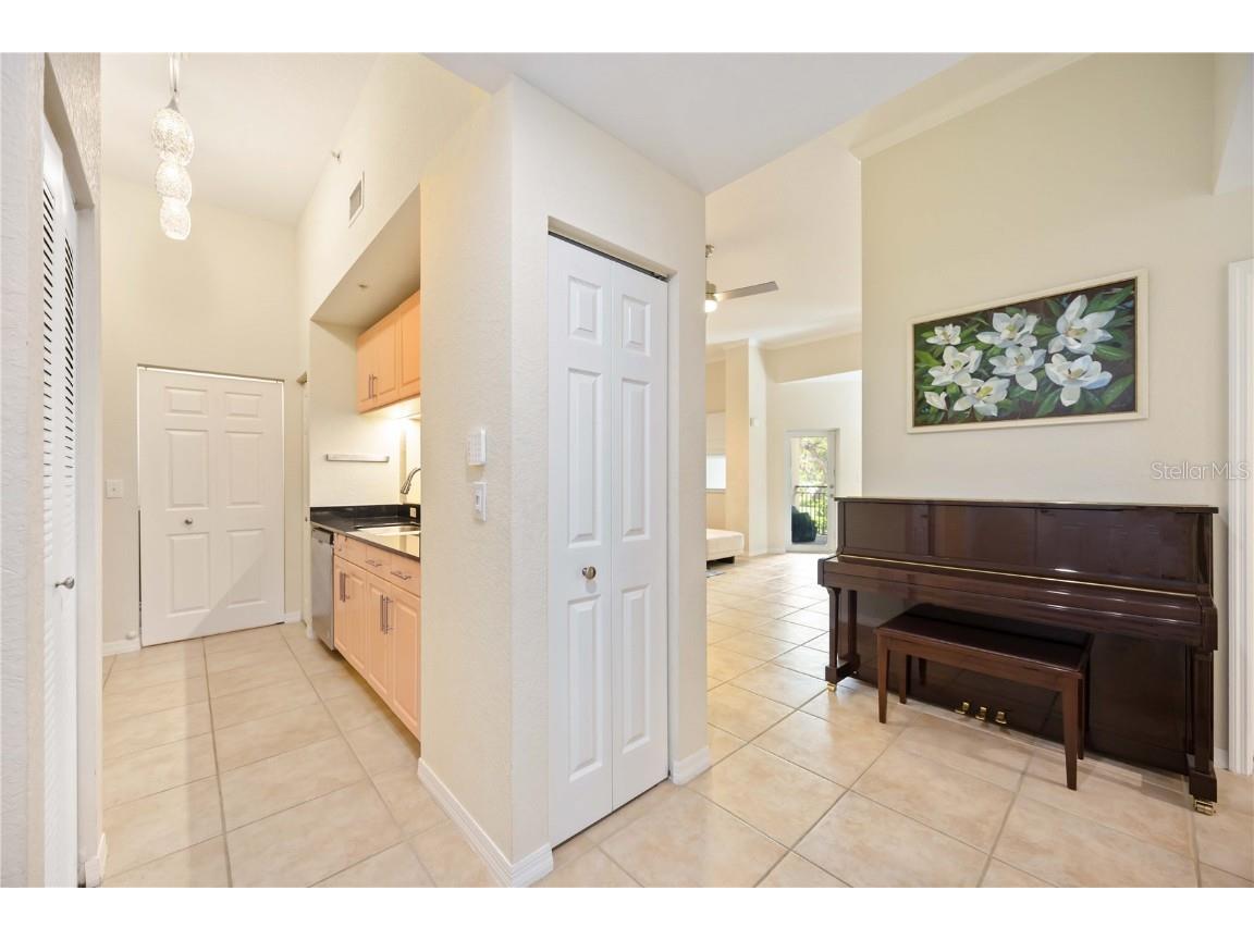 1064 N Tamiami Trail #1125 Sarasota FL 34236 A4655936 image7