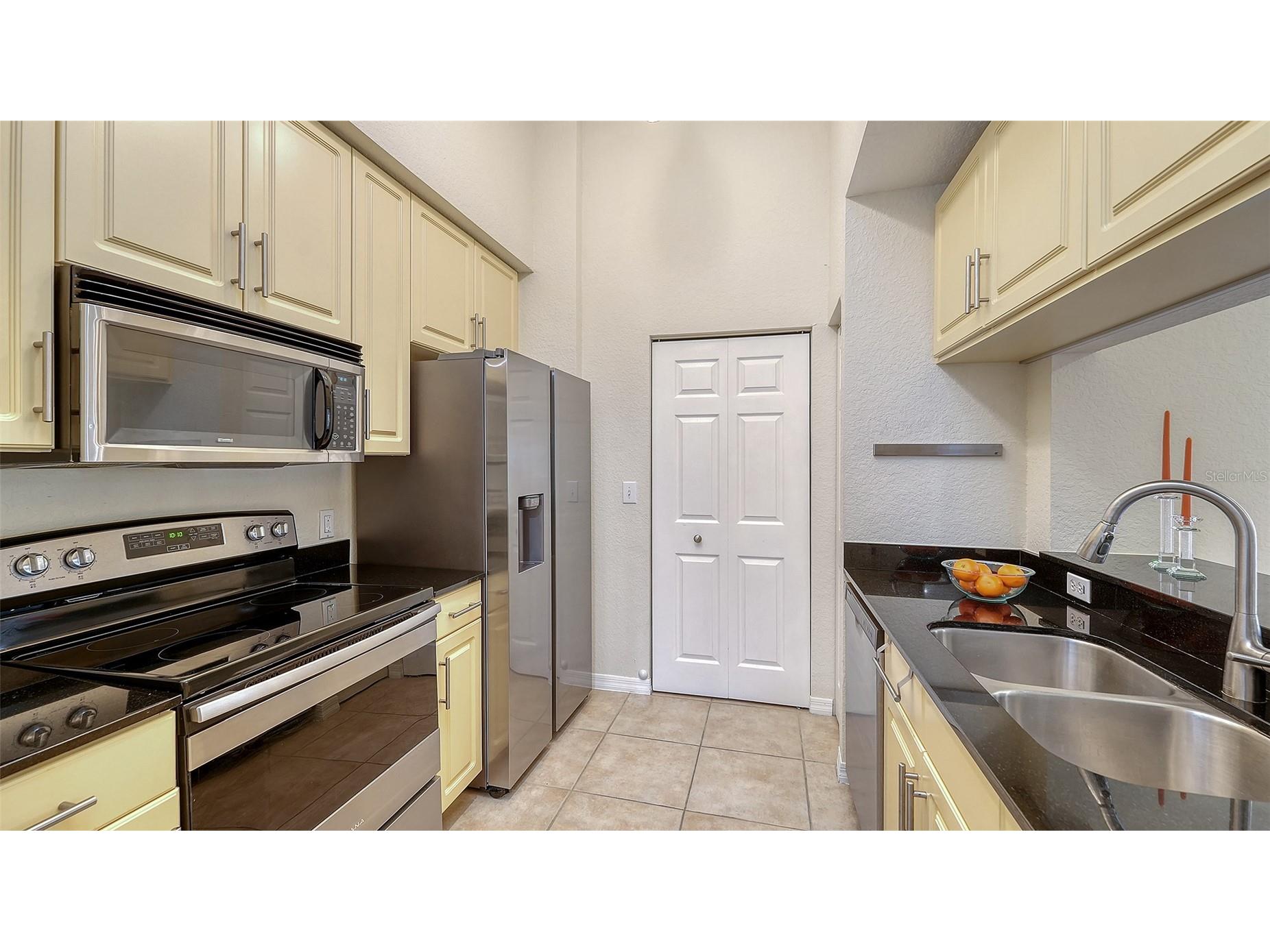 1064 N Tamiami Trail #1125 Sarasota FL 34236 A4680008 image14