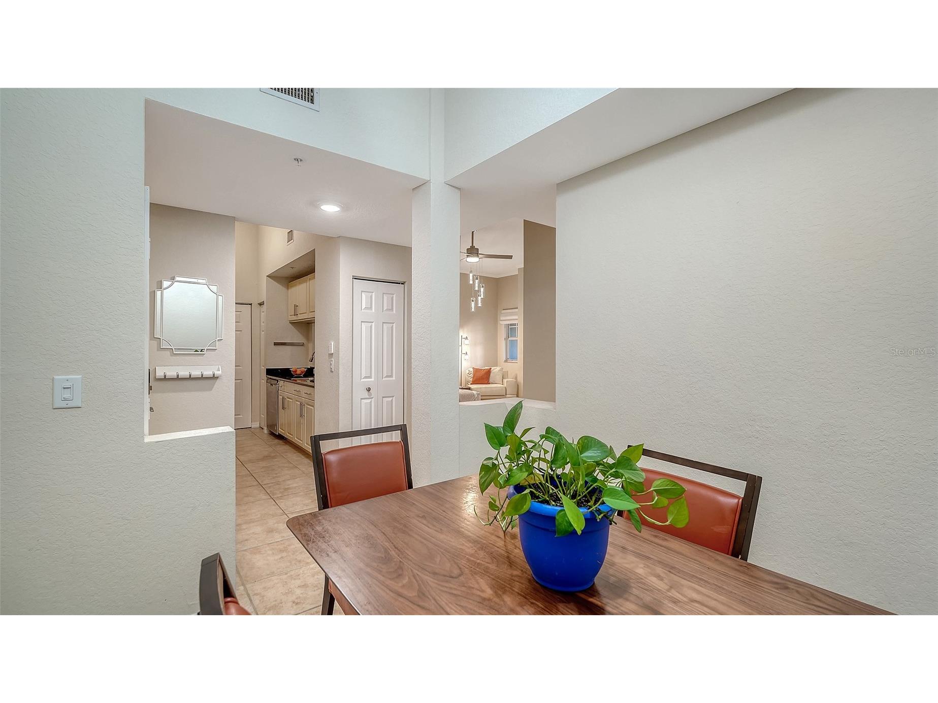 1064 N Tamiami Trail #1125 Sarasota FL 34236 A4680008 image18