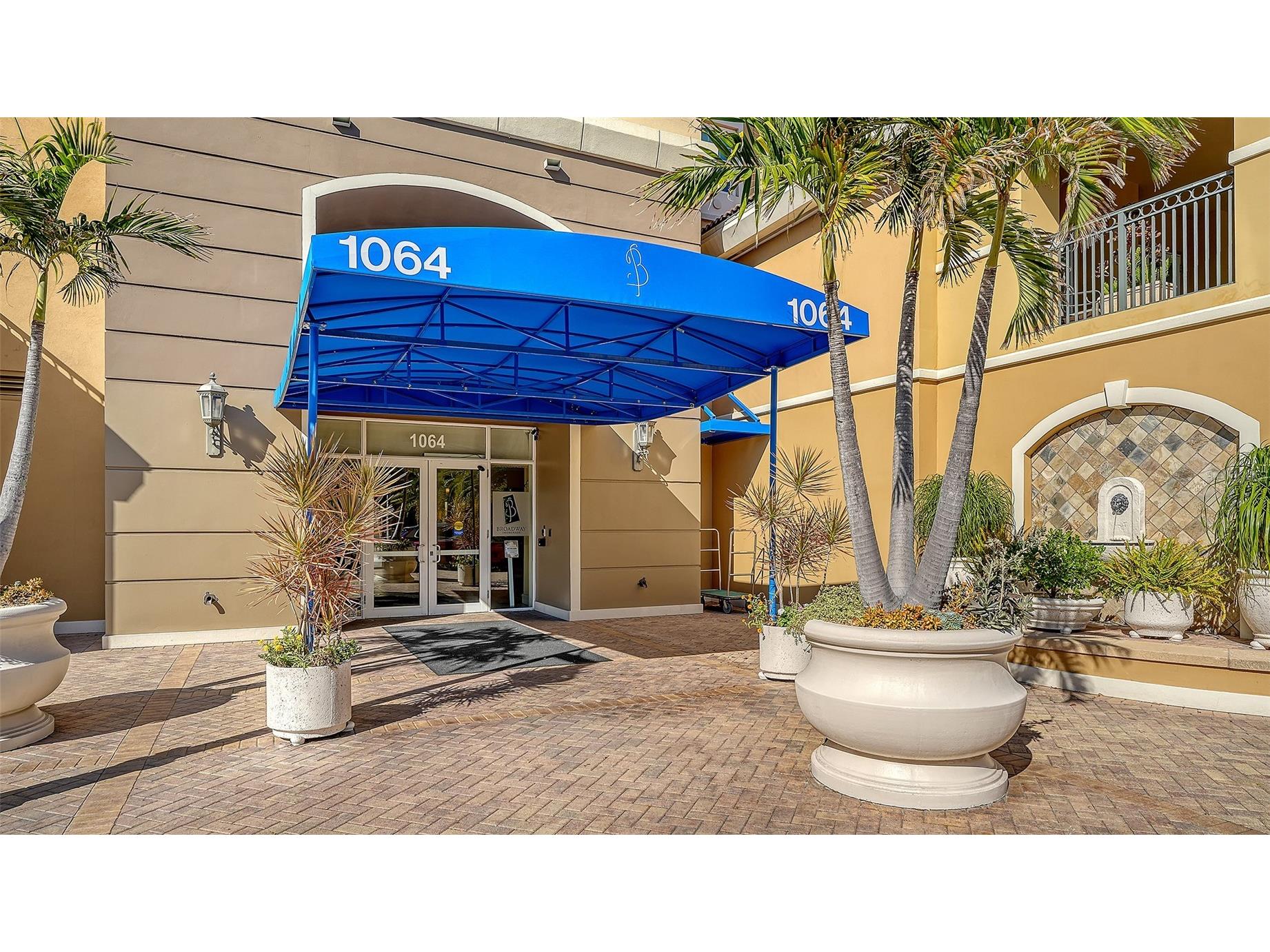 1064 N Tamiami Trail #1125 Sarasota FL 34236 A4680008 image50