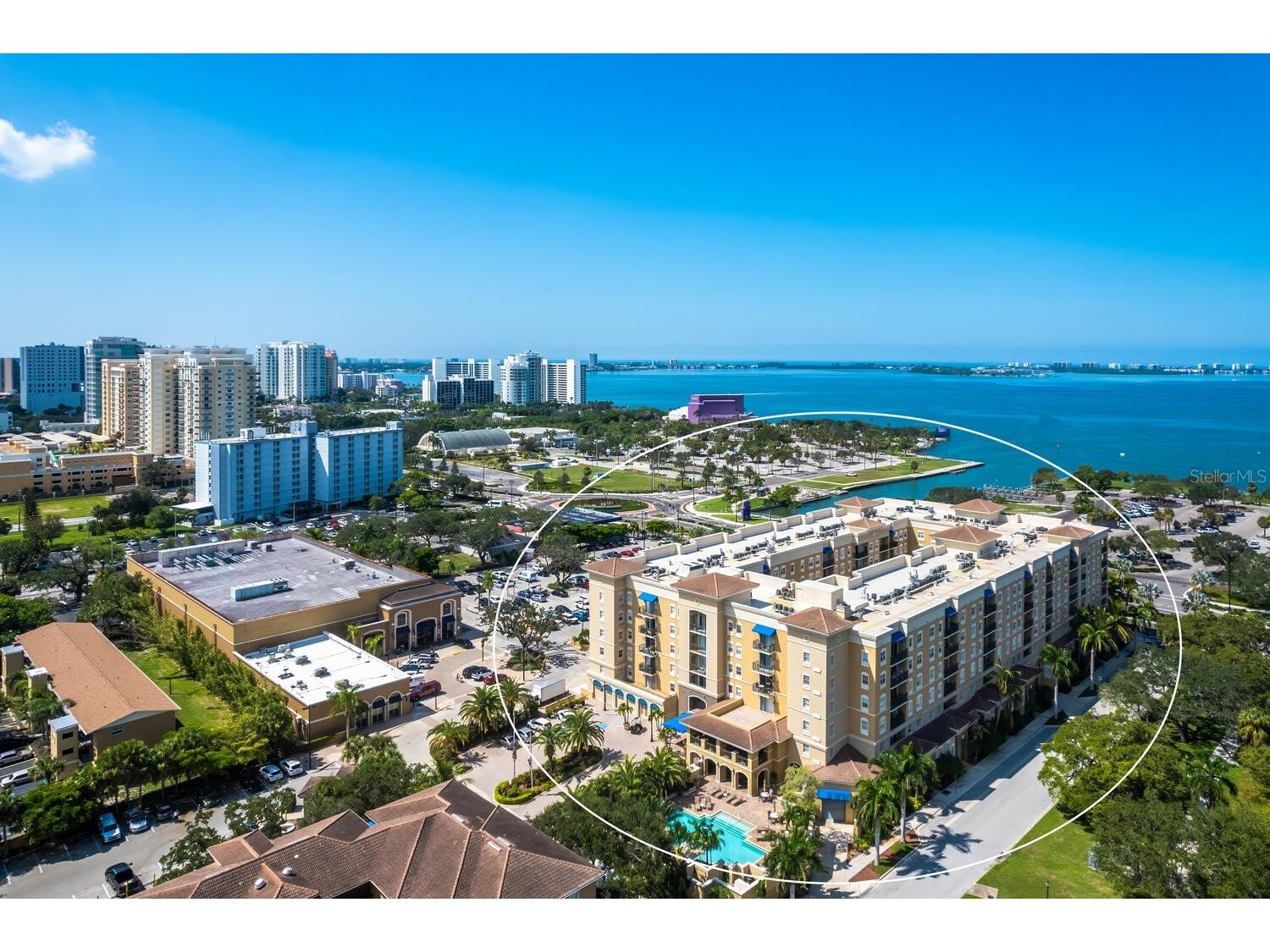 1064 N Tamiami Trail #1206 Sarasota FL 34236 A4678737 image1