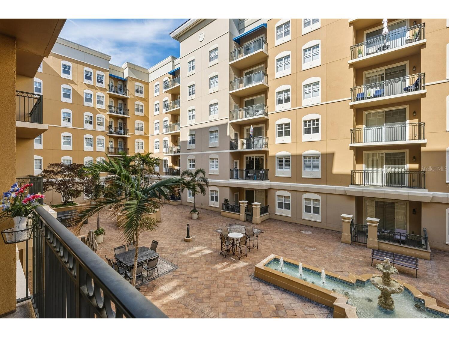 1064 N Tamiami Trail #1206 Sarasota FL 34236 A4678737 image28