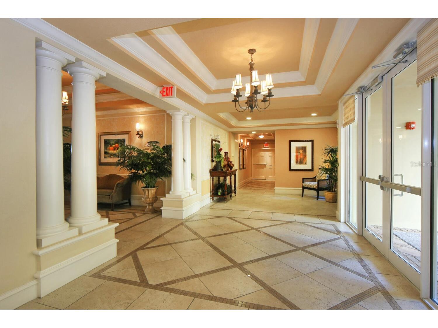 1064 N Tamiami Trail #1206 Sarasota FL 34236 A4678737 image30