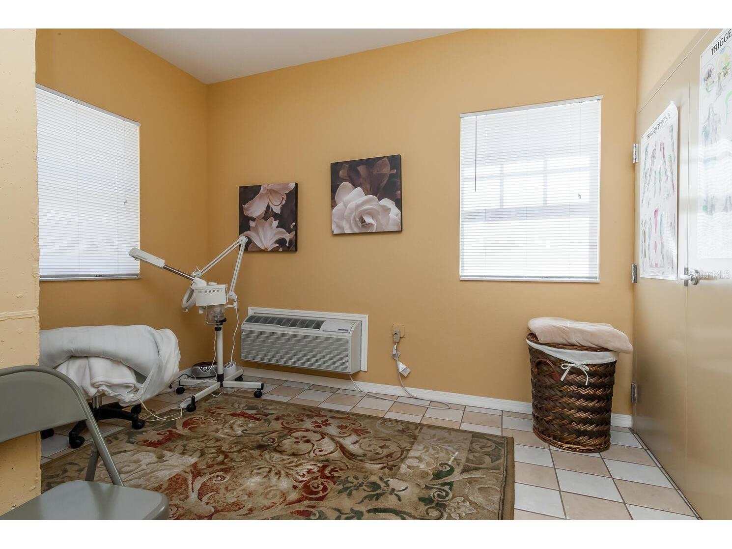 1064 N Tamiami Trail #1206 Sarasota FL 34236 A4678737 image36