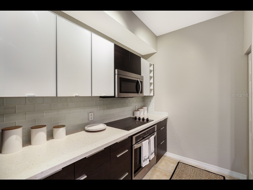 1064 N Tamiami Trail #1219 Sarasota FL 34236 O6307250 image7