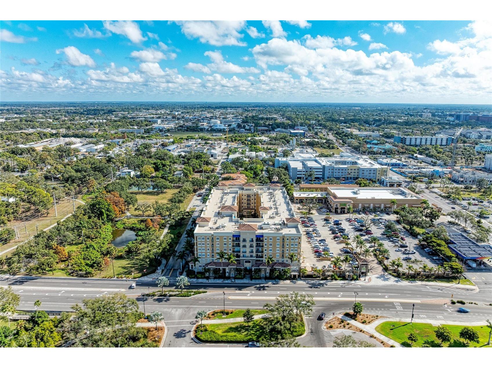 1064 N Tamiami Trail #1304 Sarasota FL 34236 A4691717 image14