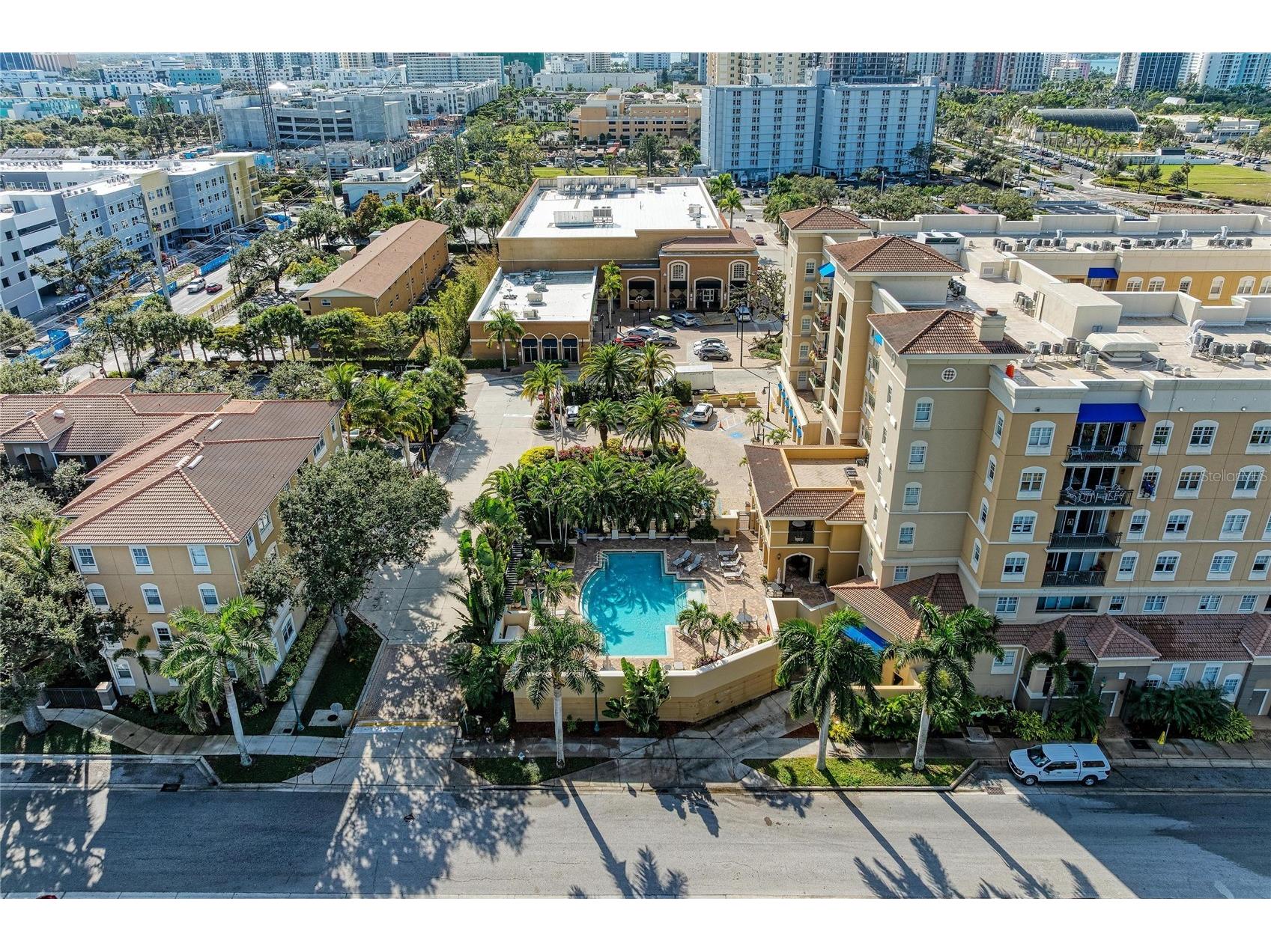 1064 N Tamiami Trail #1304 Sarasota FL 34236 A4691717 image2