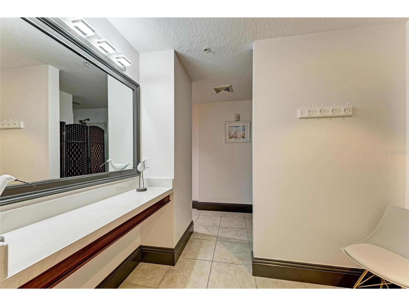 1064 N Tamiami Trail #1304 Sarasota FL 34236 A4691717 image21