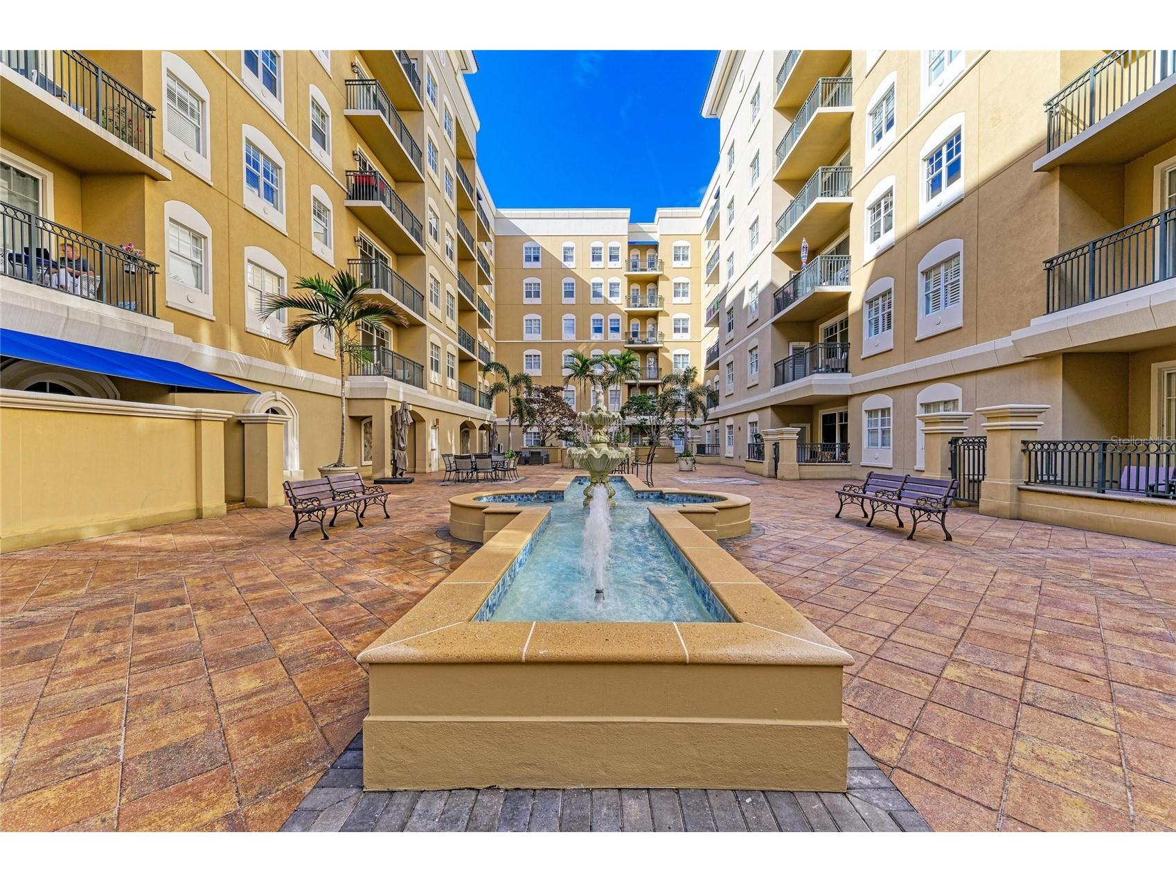 1064 N Tamiami Trail #1304 Sarasota FL 34236 A4691717 image26
