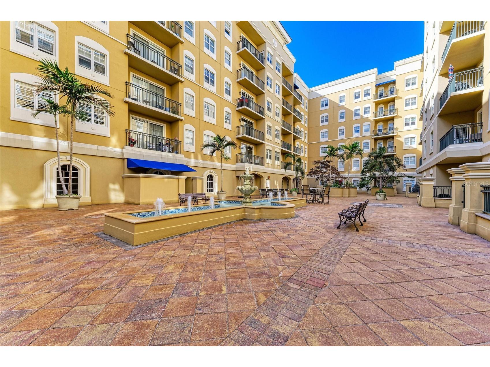 1064 N Tamiami Trail #1304 Sarasota FL 34236 A4691717 image27
