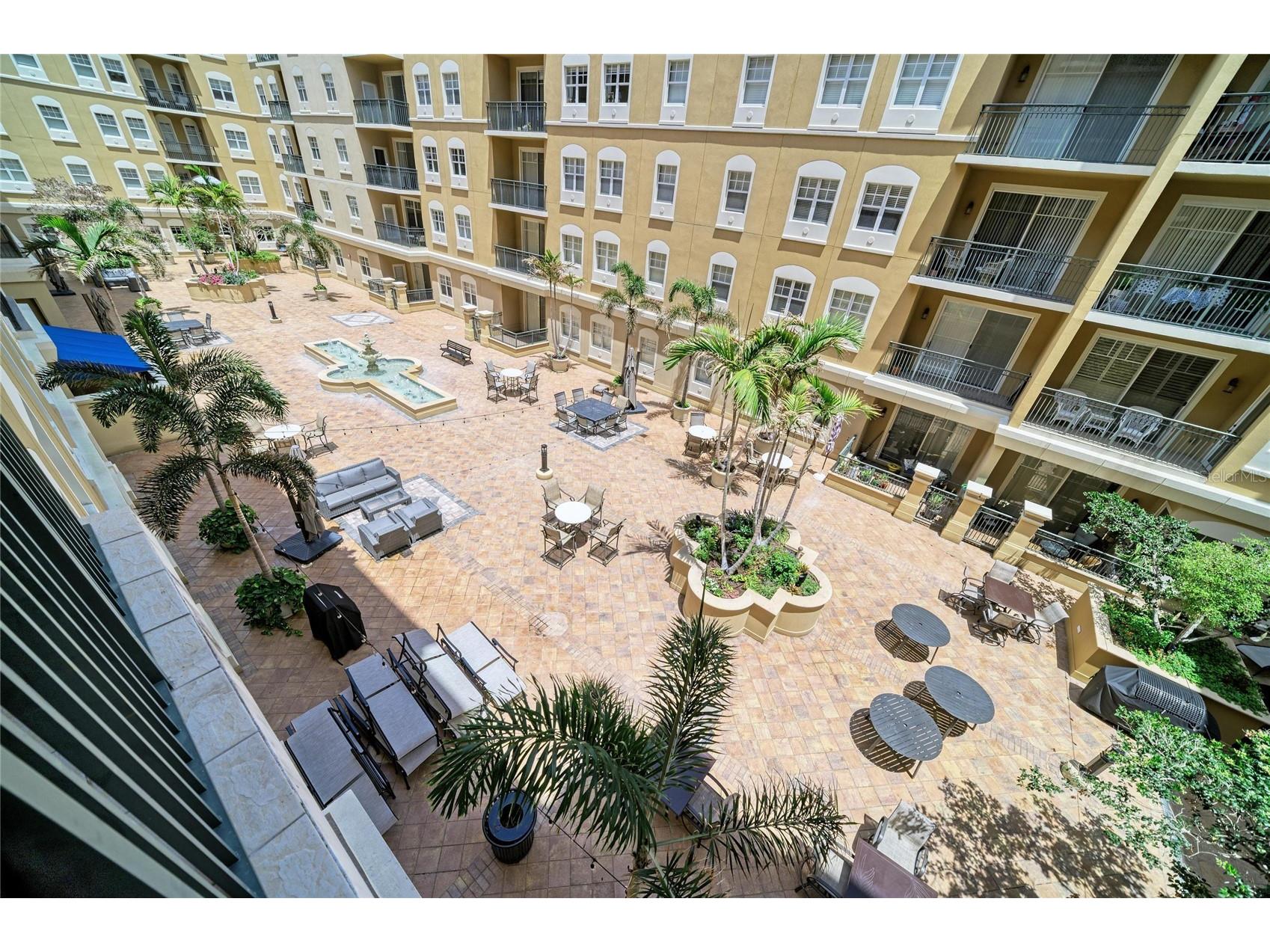 1064 N Tamiami Trail #1304 Sarasota FL 34236 A4691717 image44