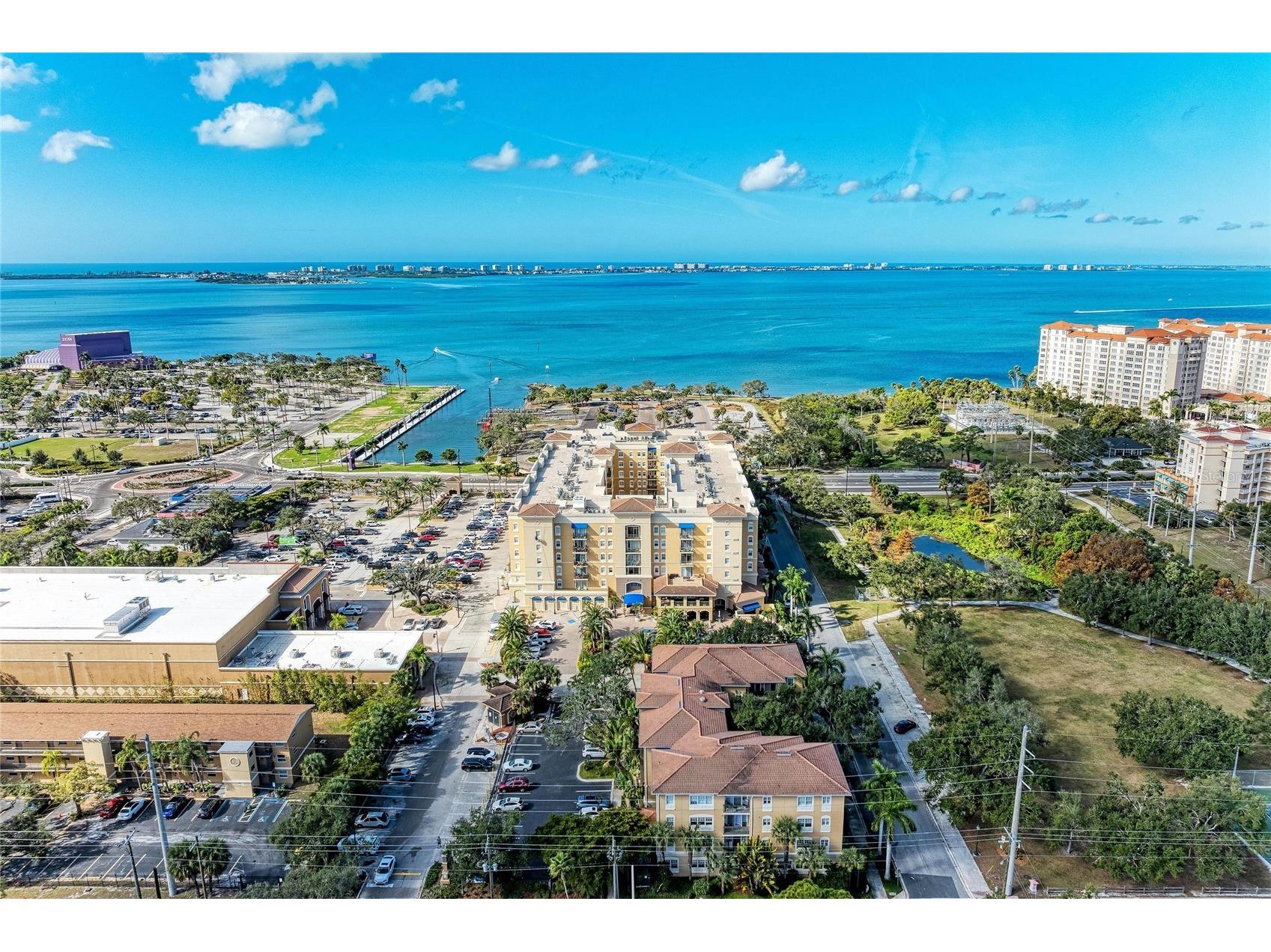 1064 N Tamiami Trail #1304 Sarasota FL 34236 A4691717 image49
