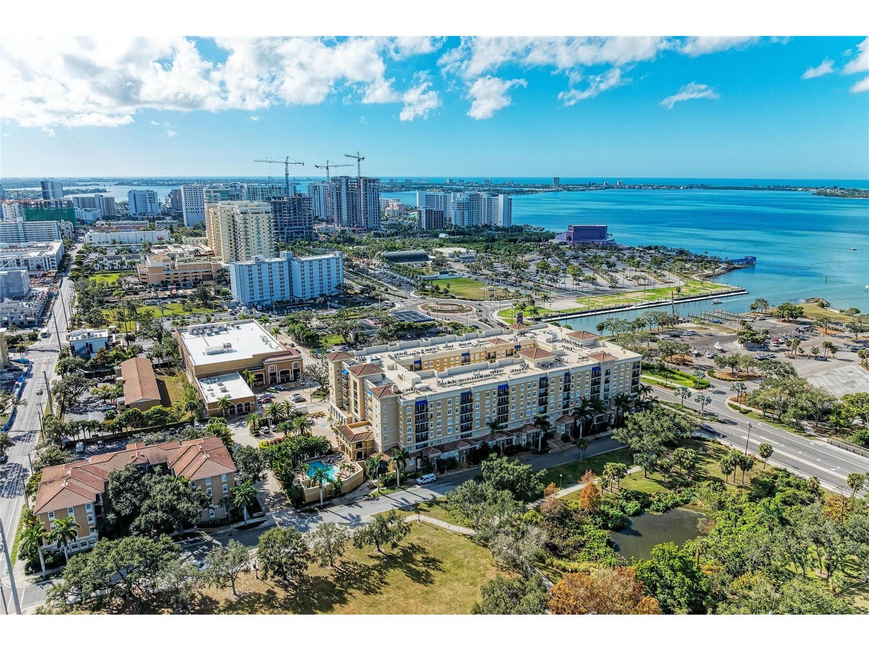 1064 N Tamiami Trail #1304 Sarasota FL 34236 A4691717 image52