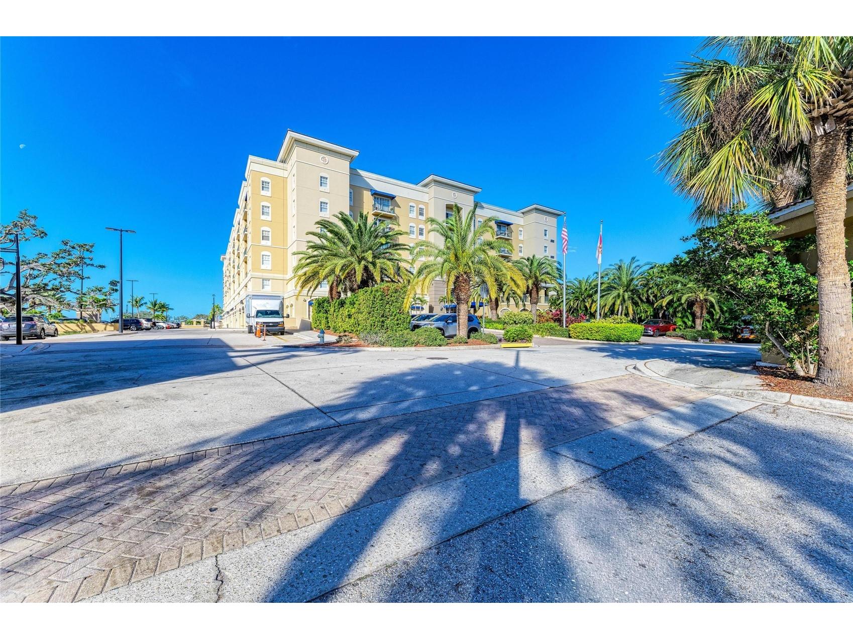 1064 N Tamiami Trail #1304 Sarasota FL 34236 A4691717 image53