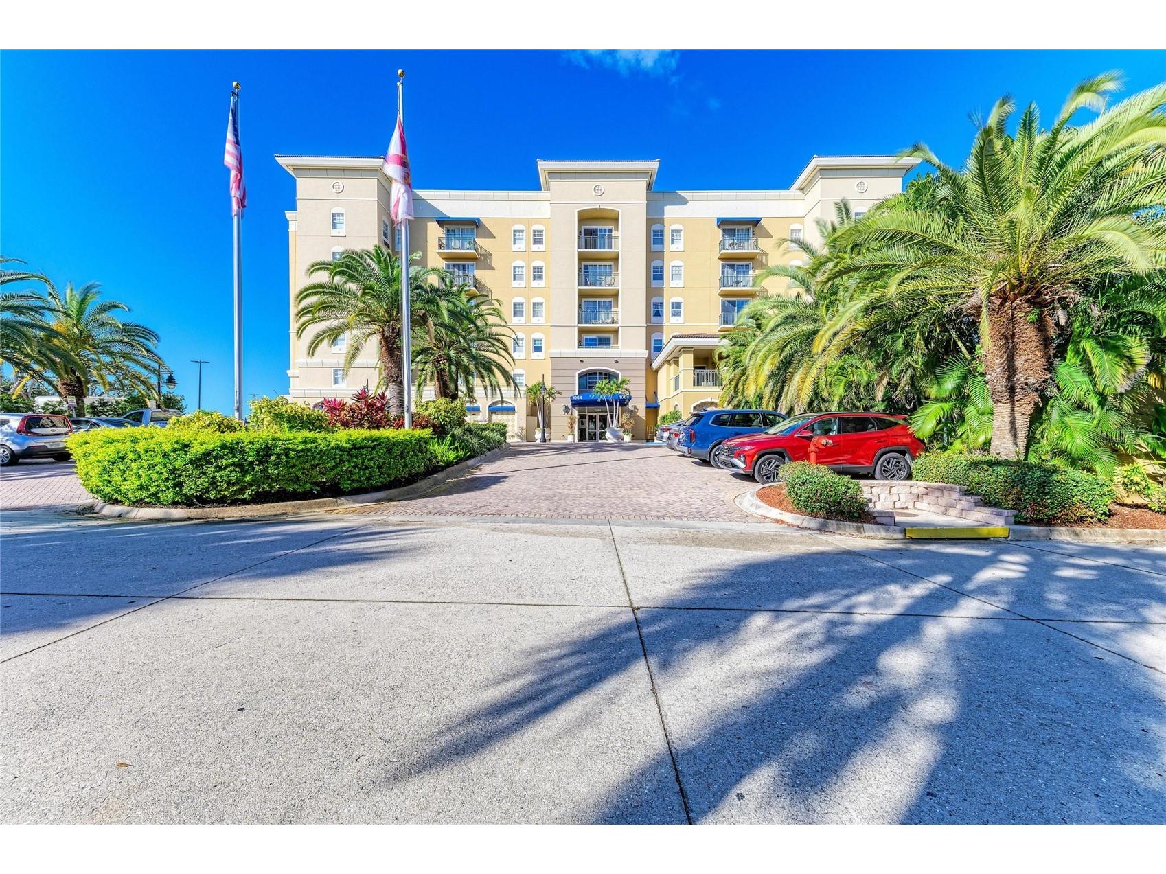 1064 N Tamiami Trail #1304 Sarasota FL 34236 A4691717 image54