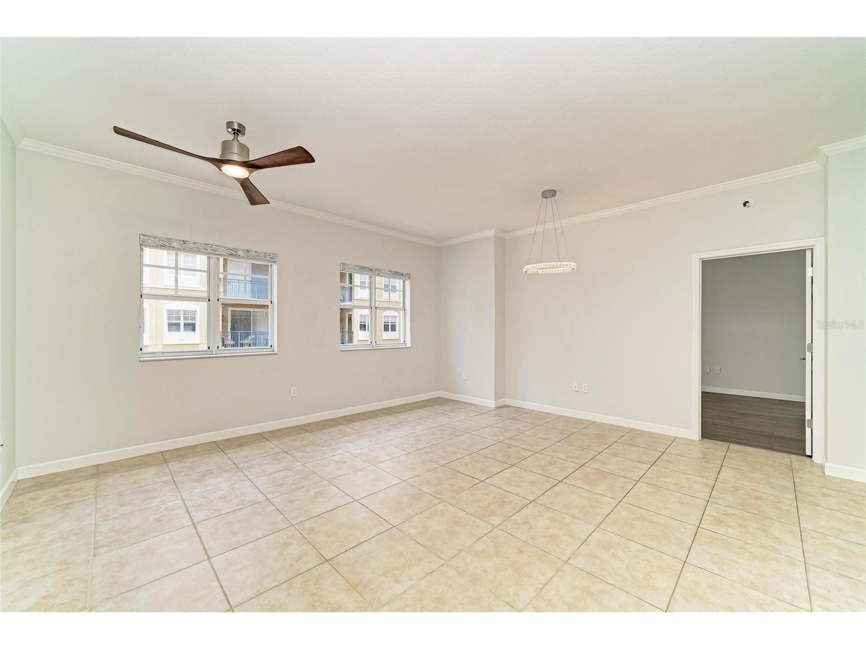 1064 N Tamiami Trail #1304 Sarasota FL 34236 A4691717 image61
