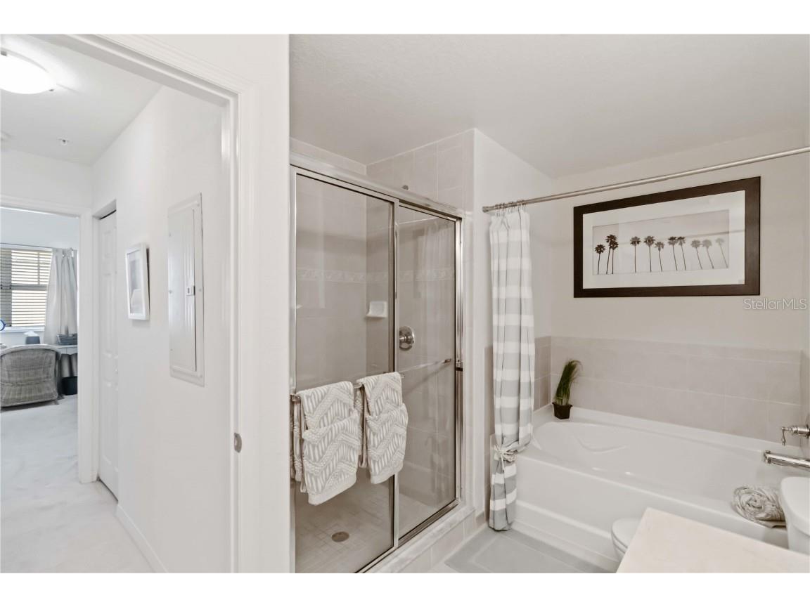 1064 N Tamiami Trail #1308 Sarasota FL 34236 A4668948 image19