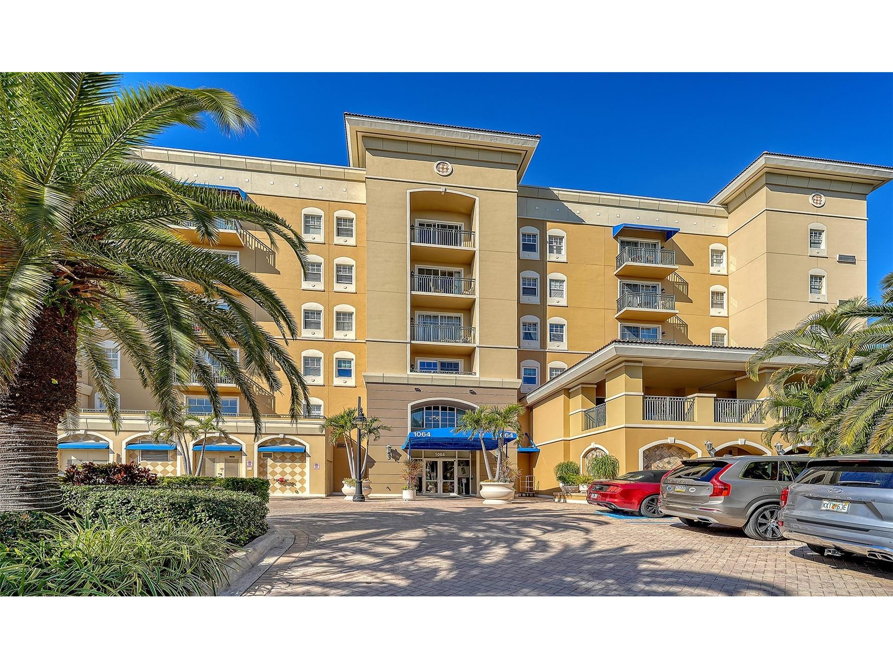 1064 N Tamiami Trail #1320 Sarasota FL 34236 A4686011 image3