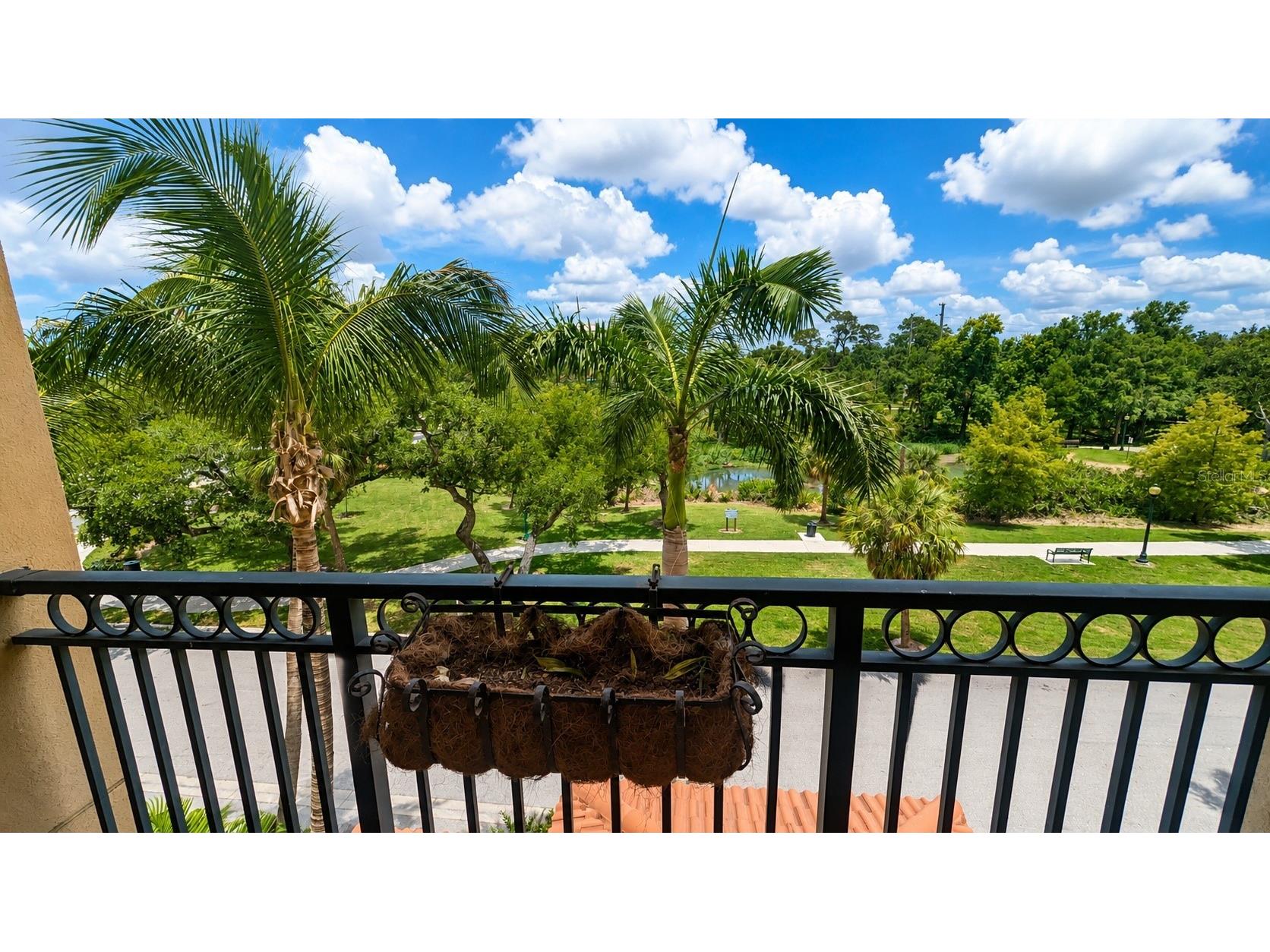 1064 N Tamiami Trail #1325 Sarasota FL 34236 A4686833 image12