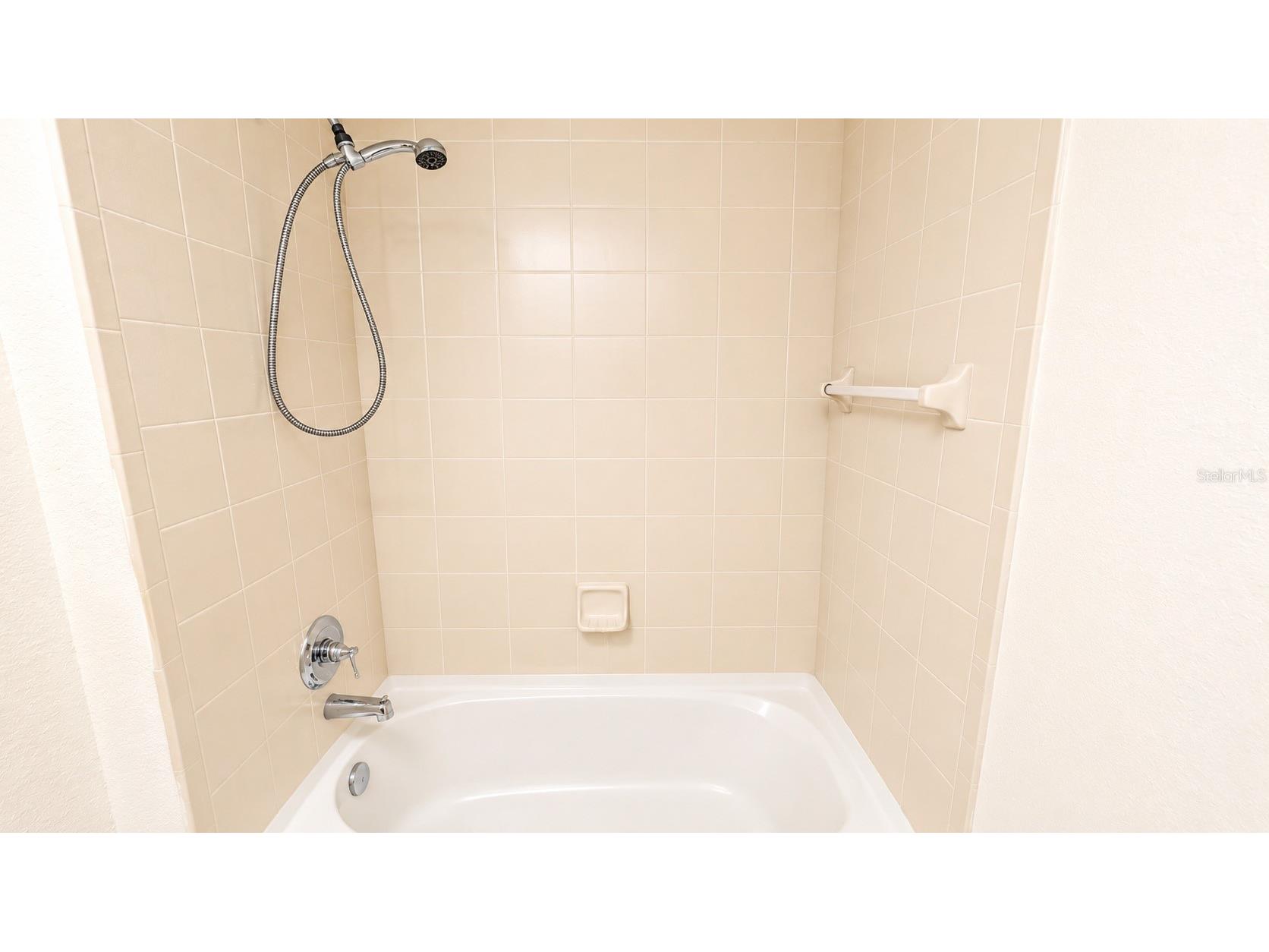 1064 N Tamiami Trail #1325 Sarasota FL 34236 A4686833 image25
