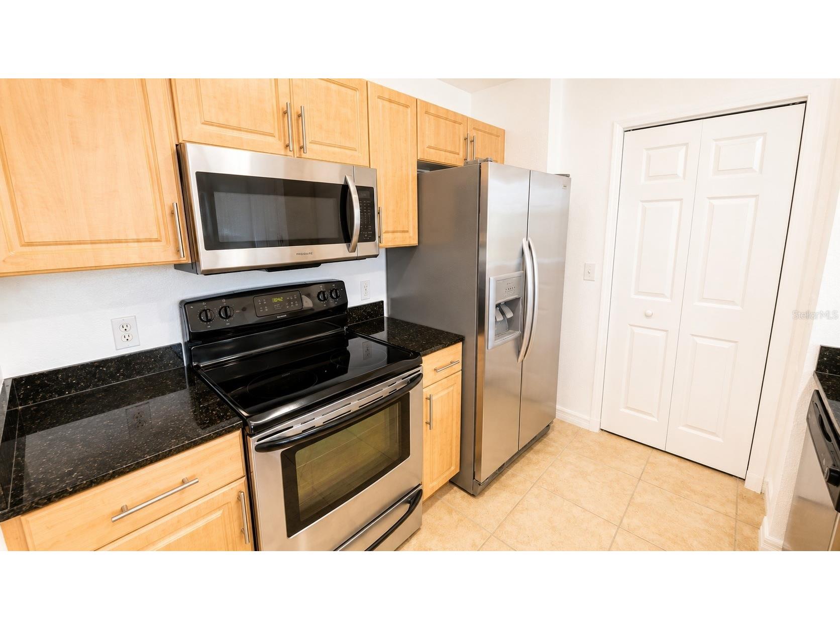 1064 N Tamiami Trail #1325 Sarasota FL 34236 A4686833 image3