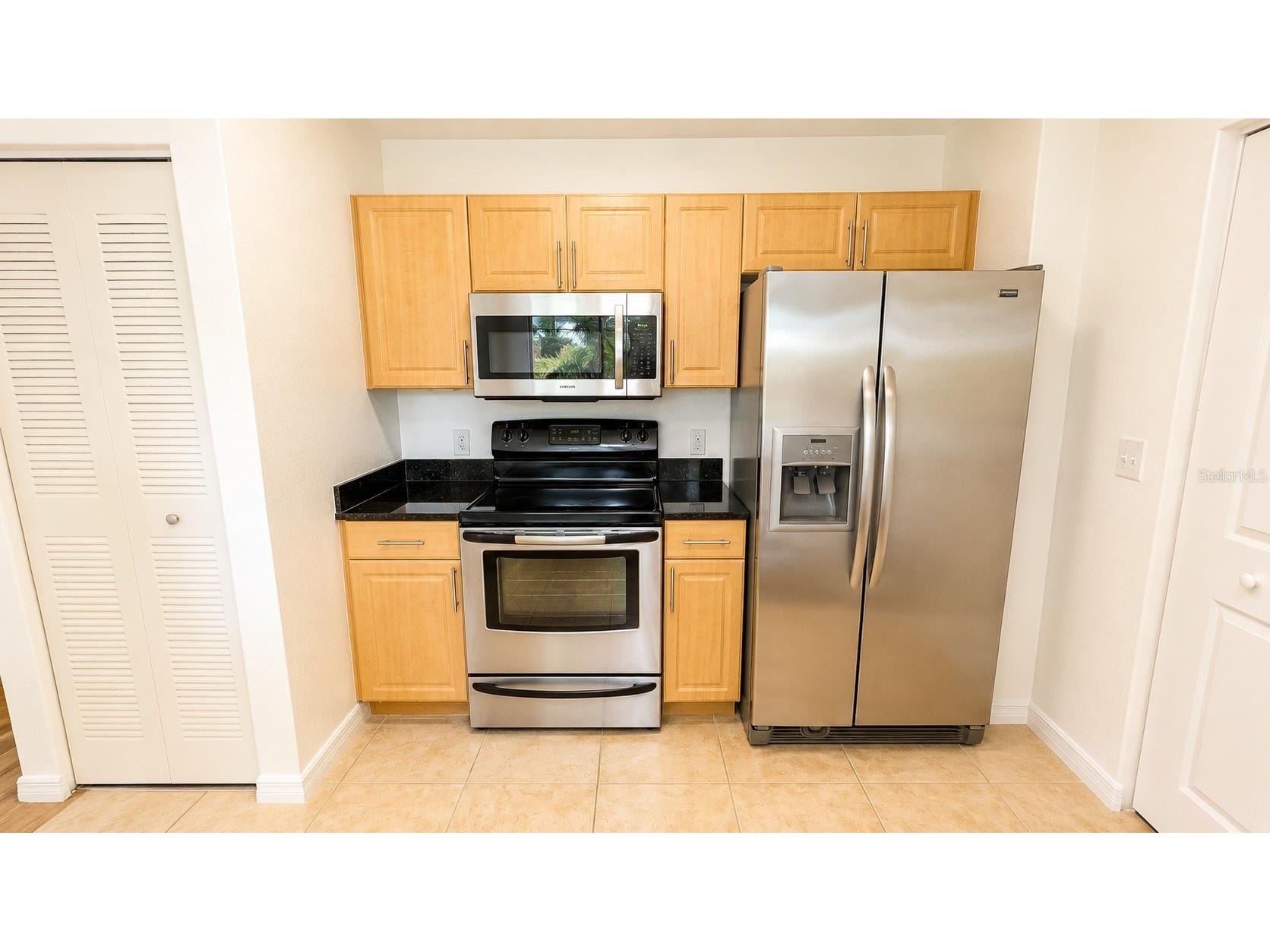 1064 N Tamiami Trail #1325 Sarasota FL 34236 A4686833 image4