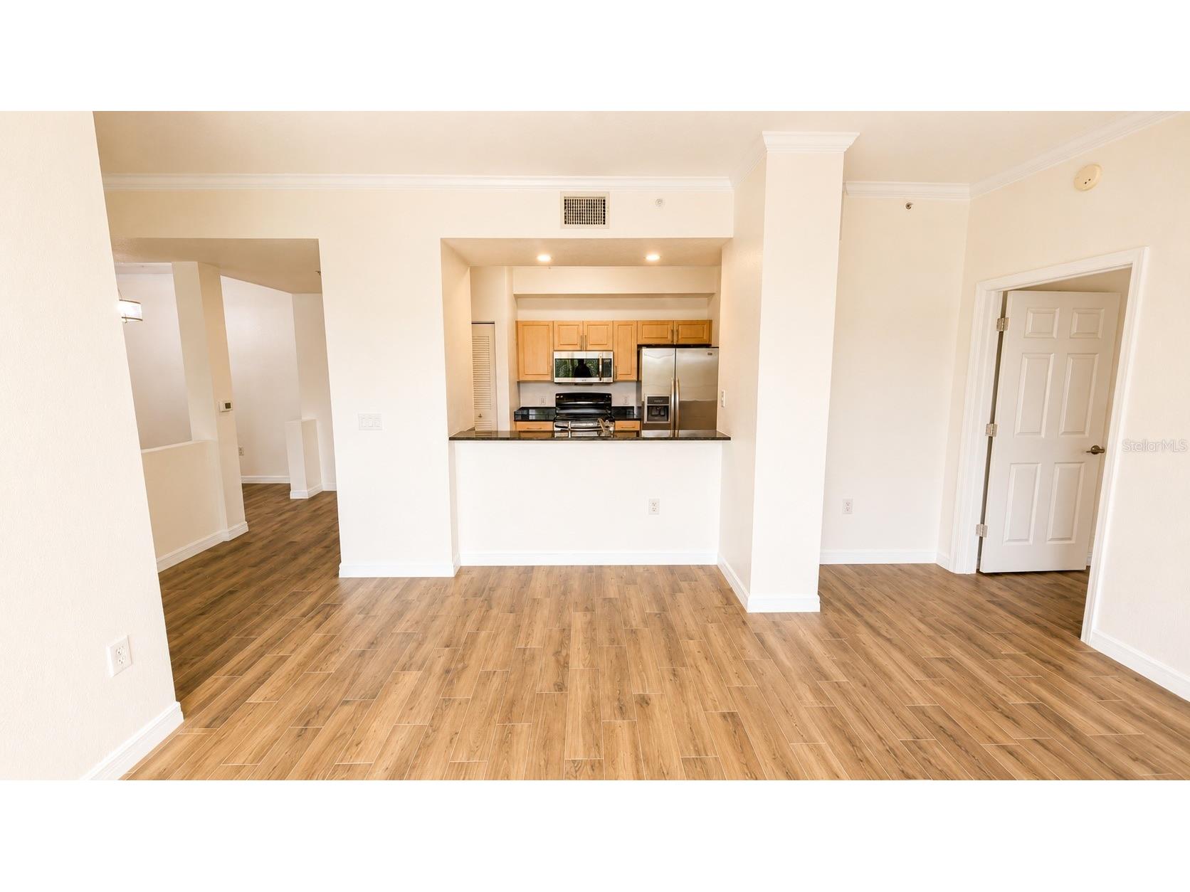 1064 N Tamiami Trail #1325 Sarasota FL 34236 A4686833 image8