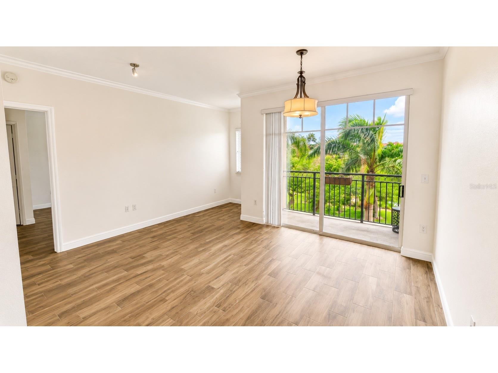 1064 N Tamiami Trail #1325 Sarasota FL 34236 A4686833 image9
