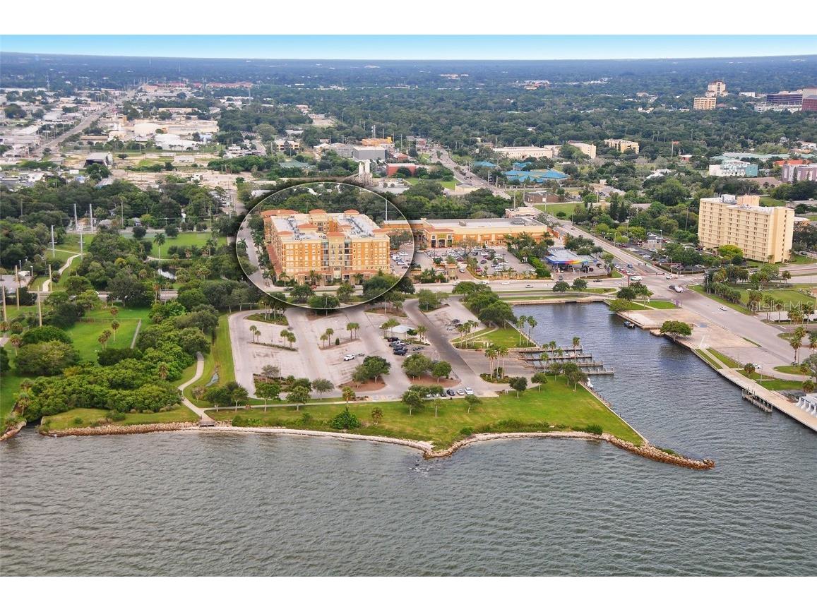 1064 N Tamiami Trail #1402 Sarasota FL 34236 A4651244 image1