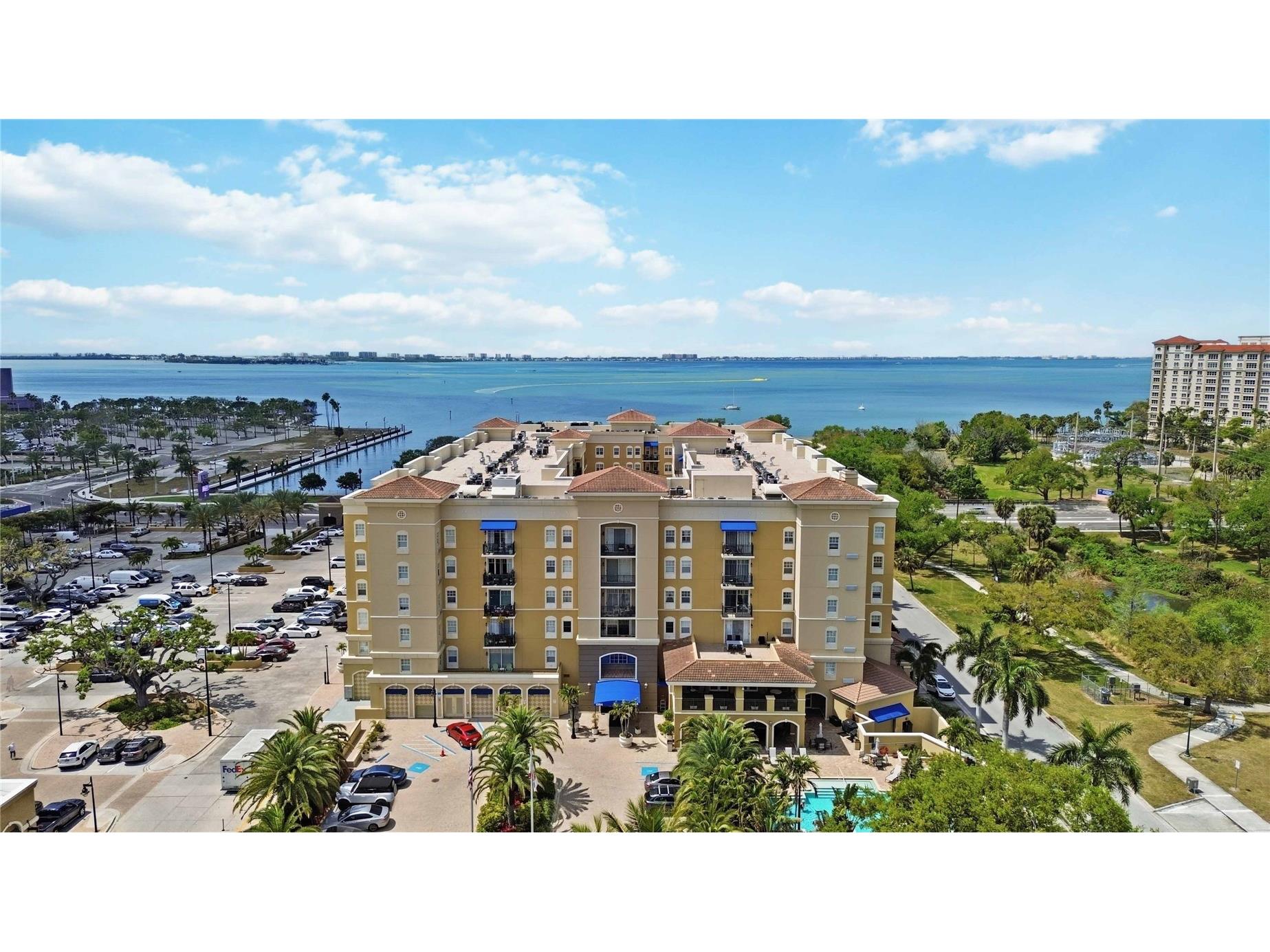 1064 N Tamiami Trail #1406 Sarasota FL 34236 A4687760 image2