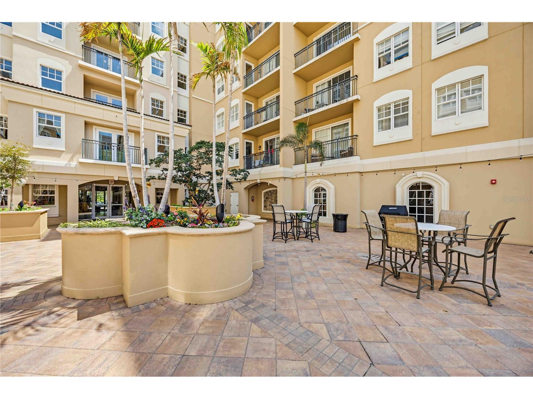 1064 N Tamiami Trail #1406 Sarasota FL 34236 A4687760 image3