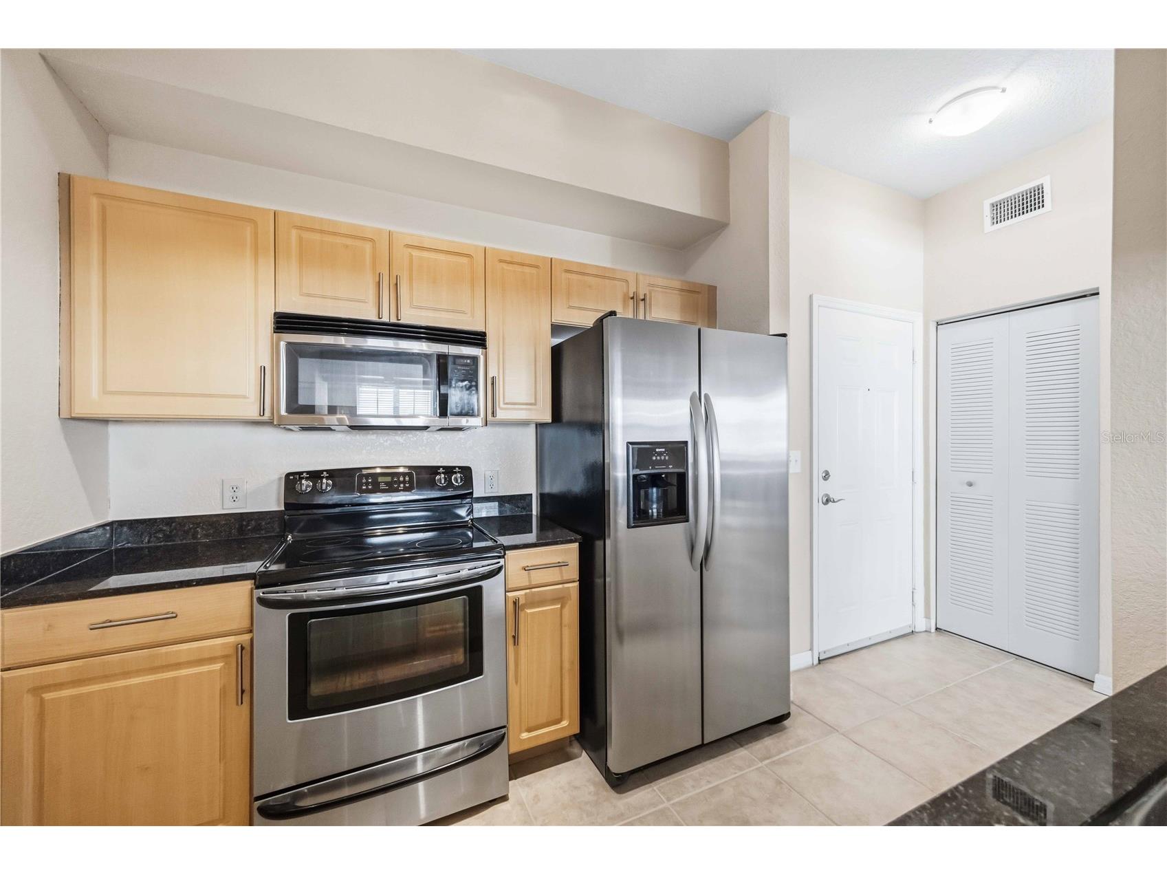 1064 N Tamiami Trail #1406 Sarasota FL 34236 A4687760 image9