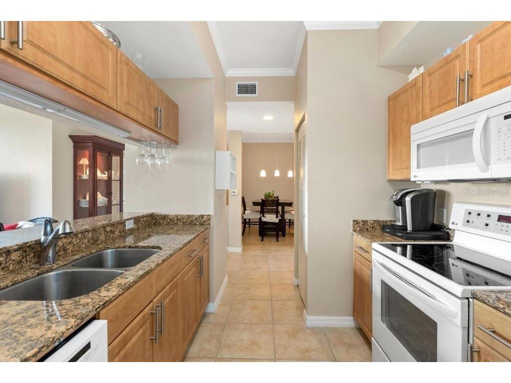 1064 N Tamiami Trail #1425 Sarasota FL 34236 A4687230 image18