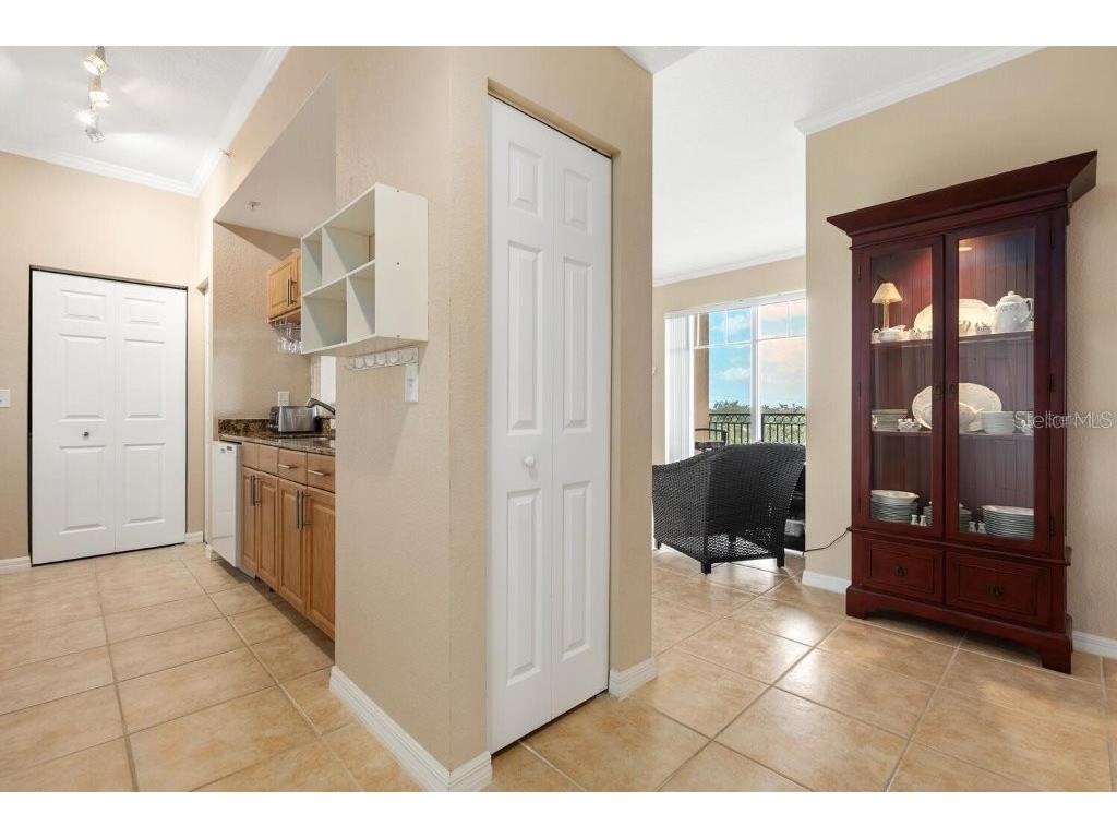 1064 N Tamiami Trail #1425 Sarasota FL 34236 A4687230 image4