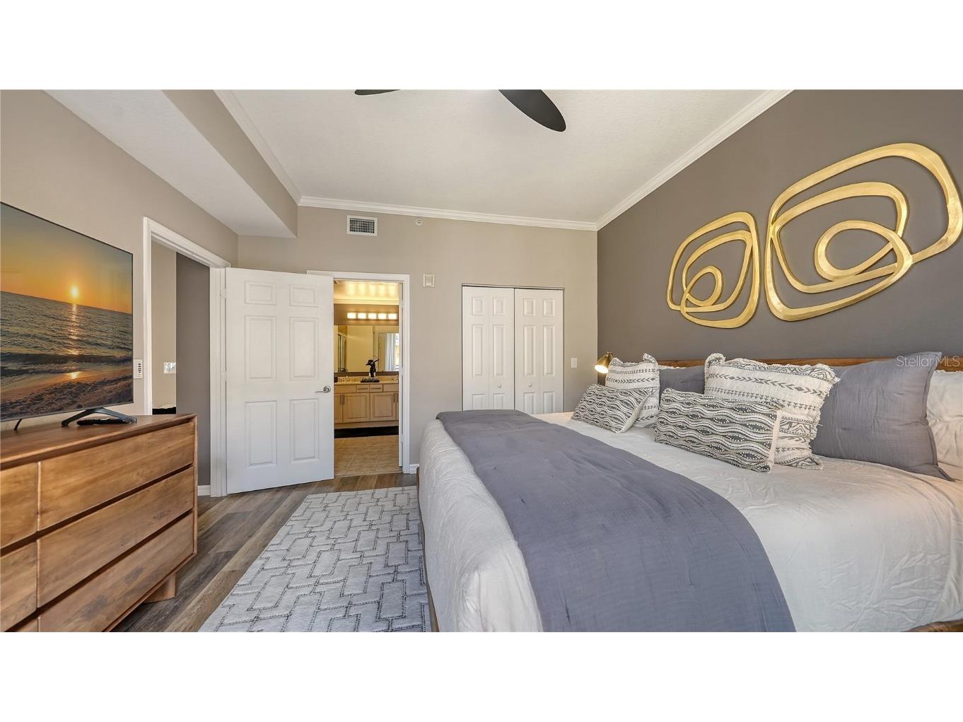 1064 N Tamiami Trail #1522 Sarasota FL 34236 A4659836 image15