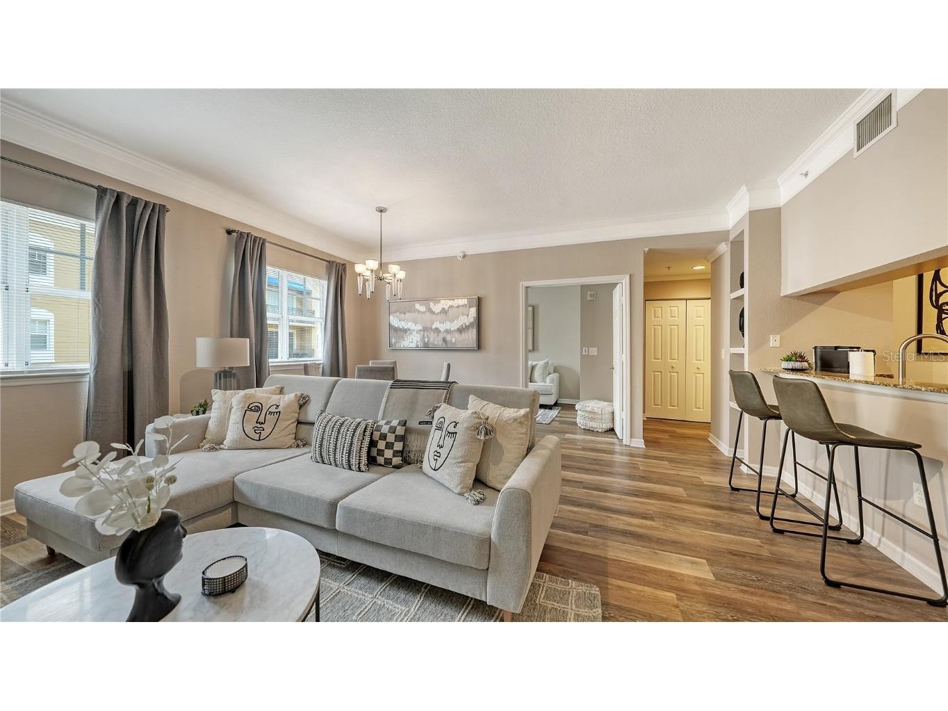 1064 N Tamiami Trail #1522 Sarasota FL 34236 A4659836 image5