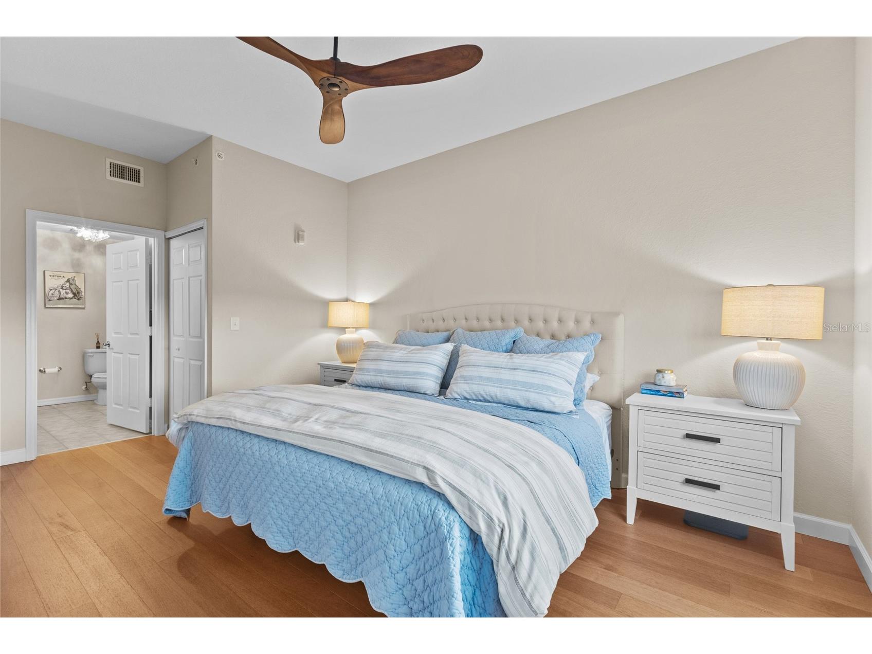 1064 N Tamiami Trail #1525 Sarasota FL 34236 - SARASOTA BAY A4698031 image14