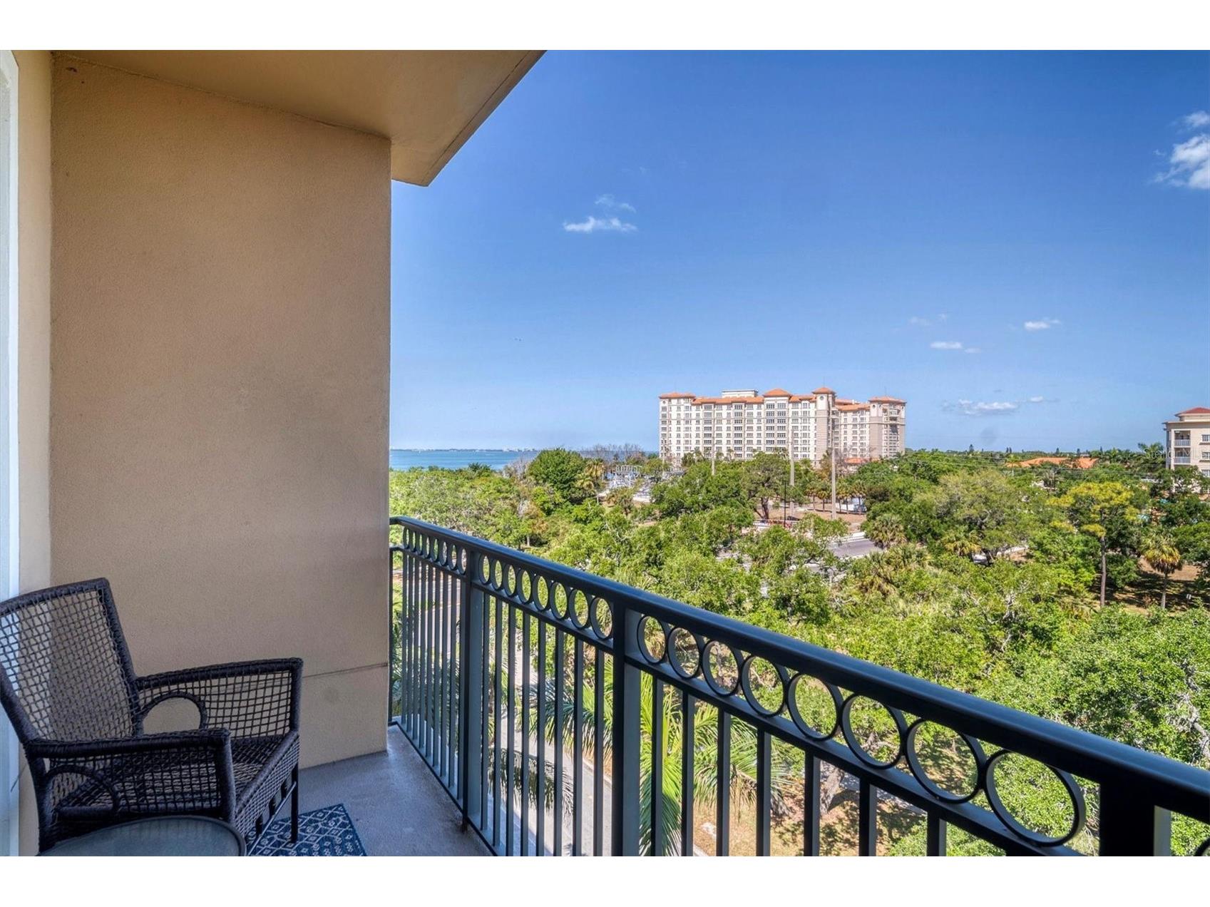 1064 N Tamiami Trail #1527 Sarasota FL 34236 A4693829 image25