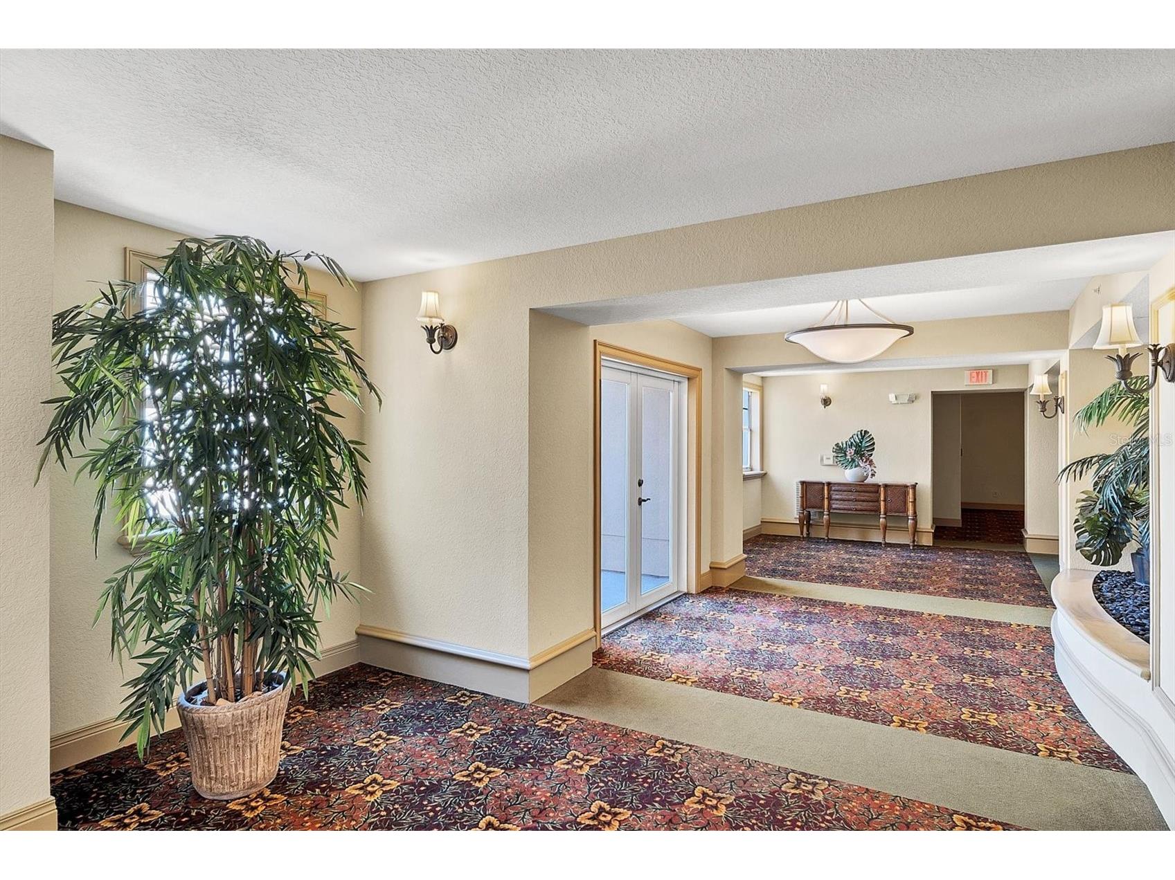 1064 N Tamiami Trail #1527 Sarasota FL 34236 A4693829 image6