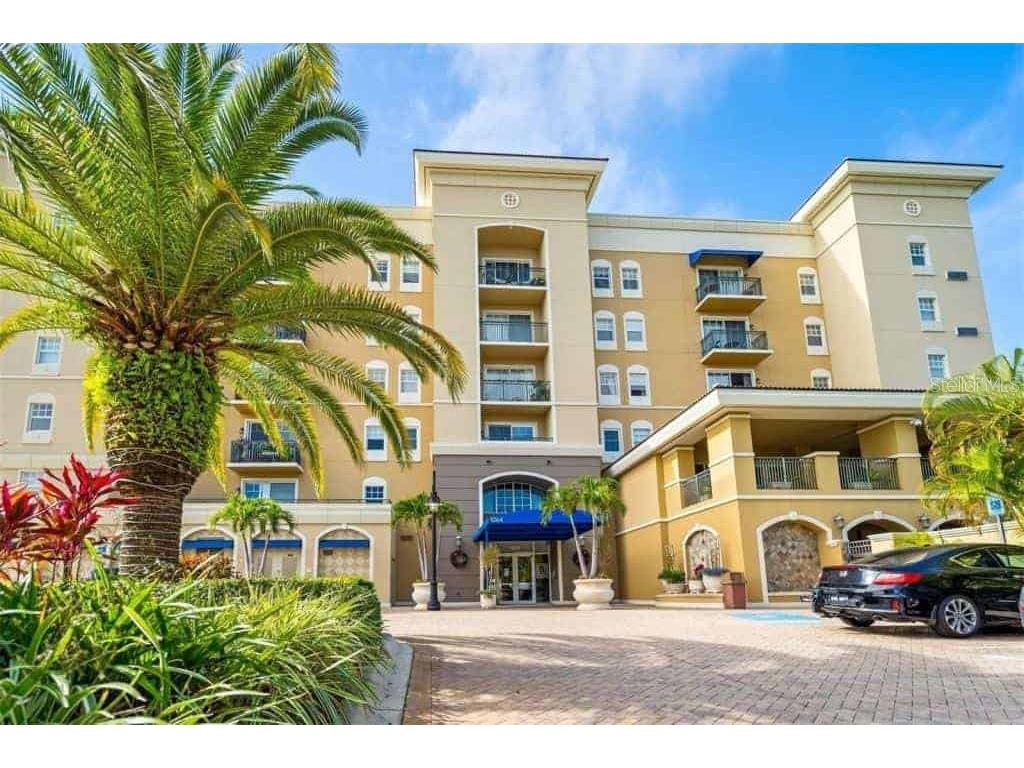 1064 N Tamiami Trail #1606 Sarasota FL 34236 A4675951 image1