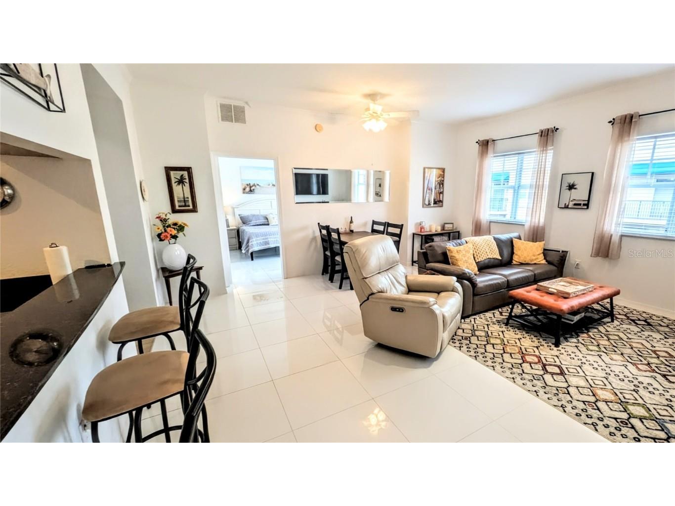 1064 N Tamiami Trail #1606 Sarasota FL 34236 A4675951 image3