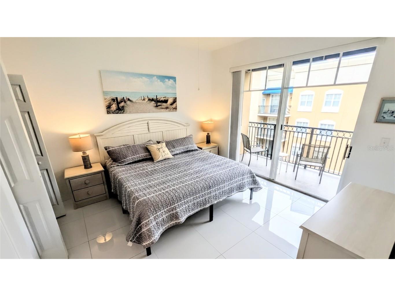 1064 N Tamiami Trail #1606 Sarasota FL 34236 A4675951 image8