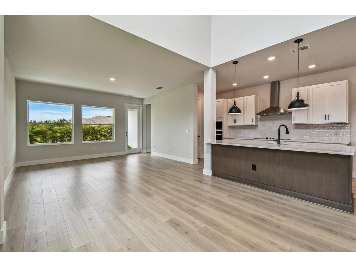 10645 Crescent Creek Crossing Parrish FL 34219 TB8431837 image12