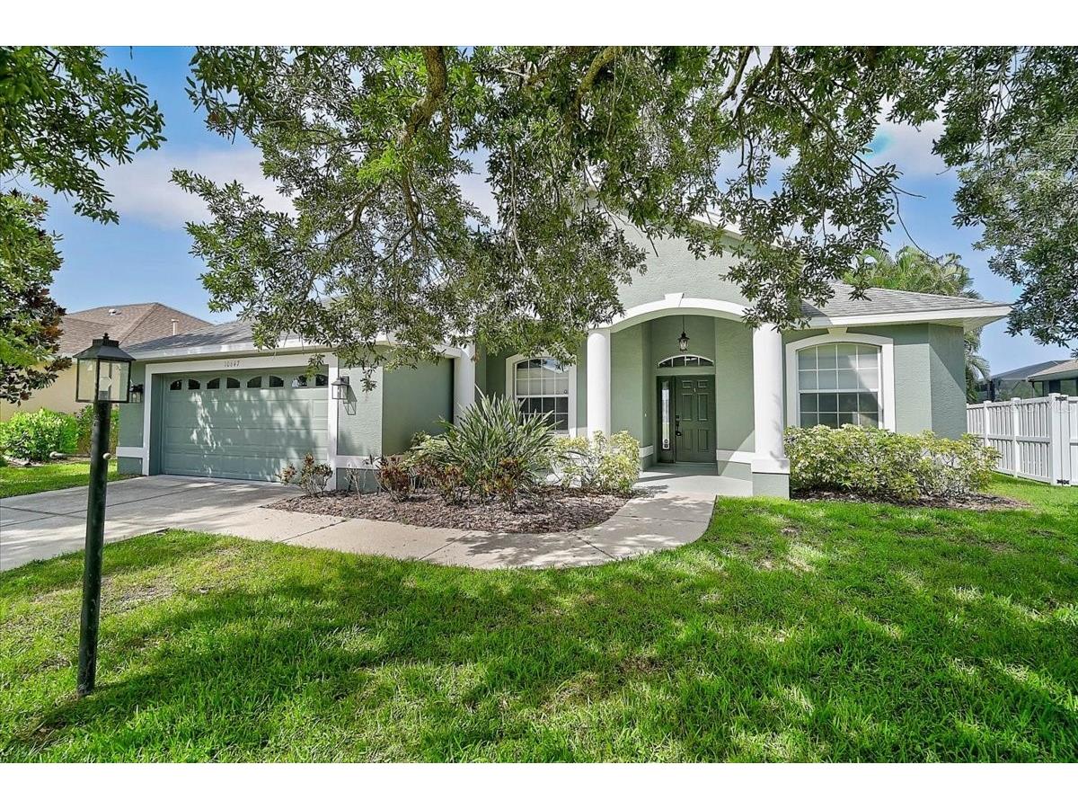10647 Old Grove Circle Bradenton FL 34212 A4697180 image1