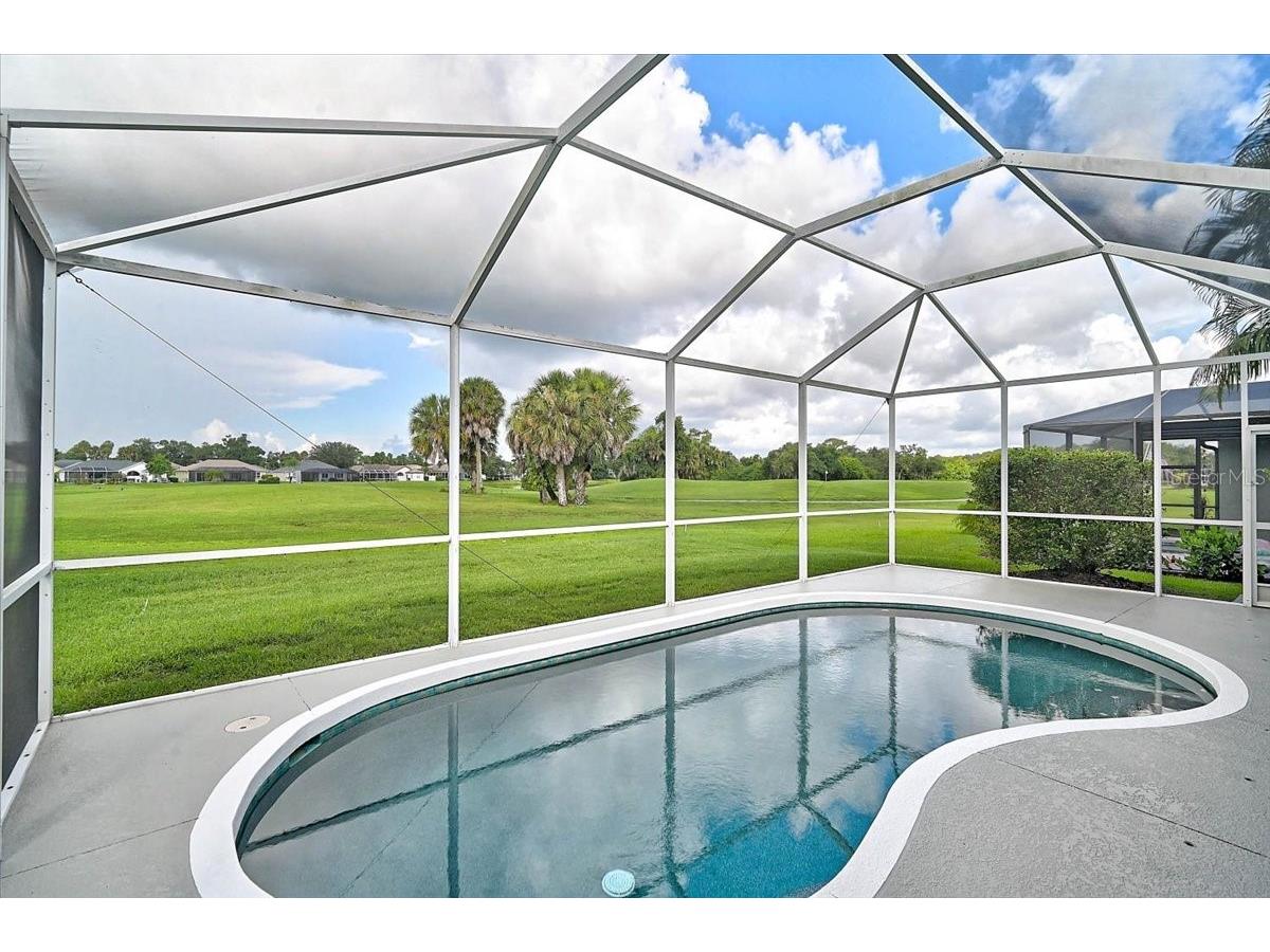 10647 Old Grove Circle Bradenton FL 34212 A4697180 image37