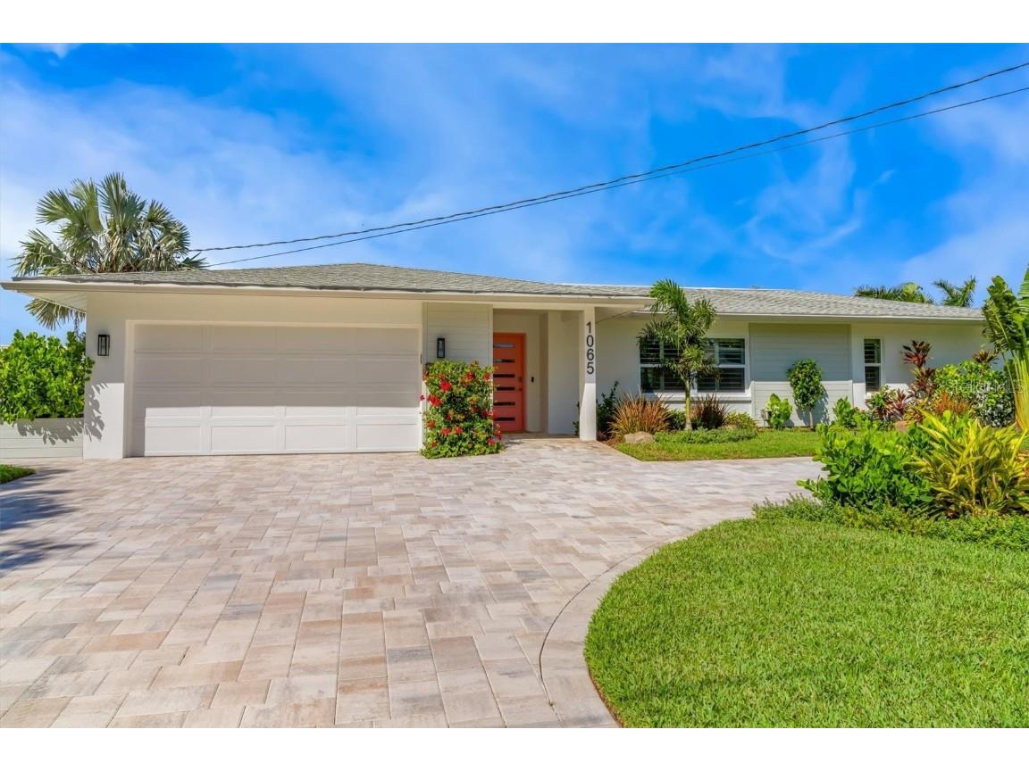 1065 41st Avenue NE Saint Petersburg FL 33703 A4586490 image1